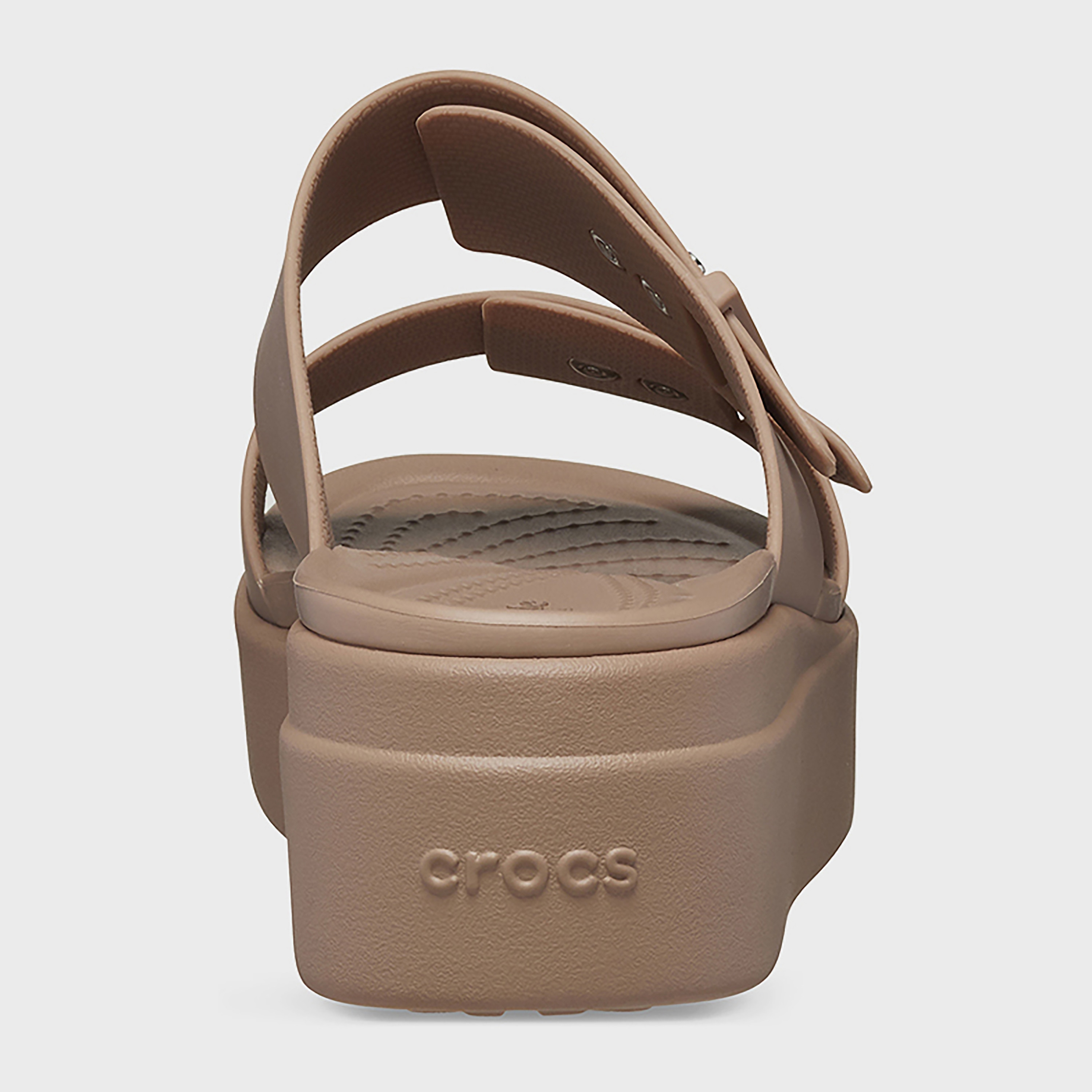 أحذية كروكس منخفضة ذو بروكلين بوكلي للنساء-women-shoes-sandals-flats-image-11