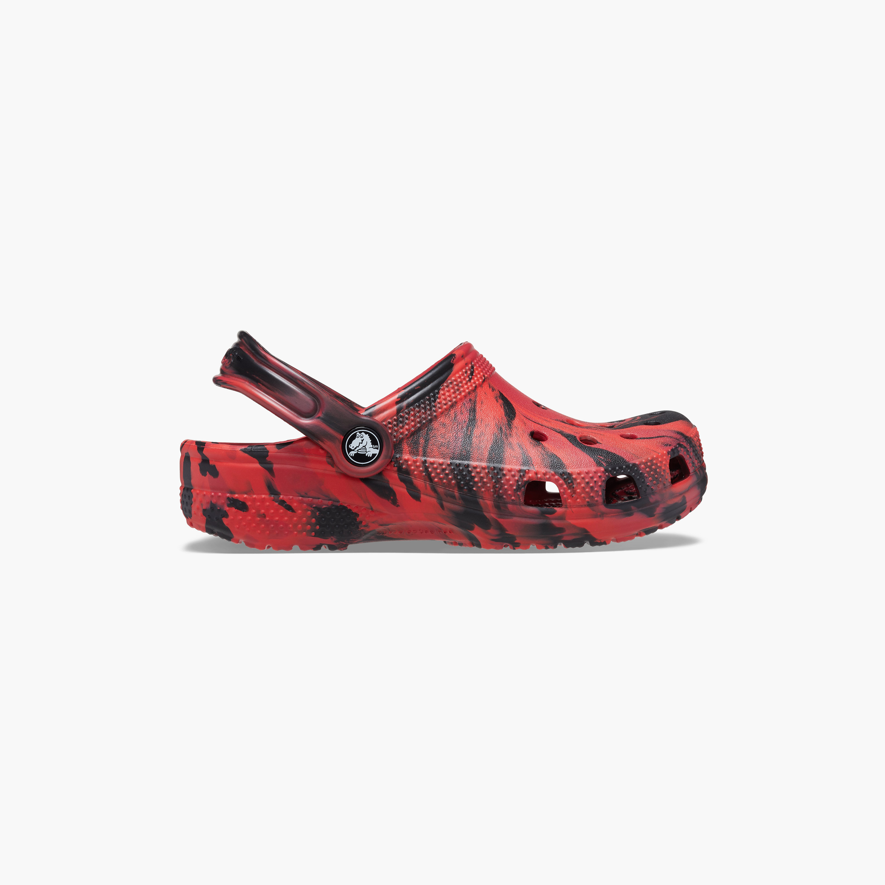  207464-3UF | قبقاب كلاسيكي من كروكس للأطفال مزين بفتحات رخامية مع حزام خلفي-boys-shoes-sandals-image-9