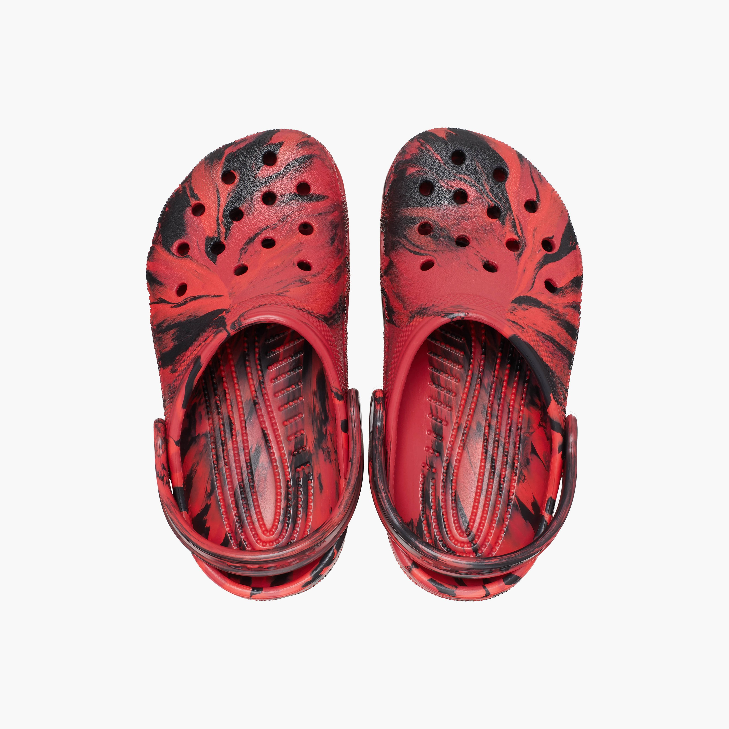  207464-3UF | قبقاب كلاسيكي من كروكس للأطفال مزين بفتحات رخامية مع حزام خلفي-boys-shoes-sandals-image-11