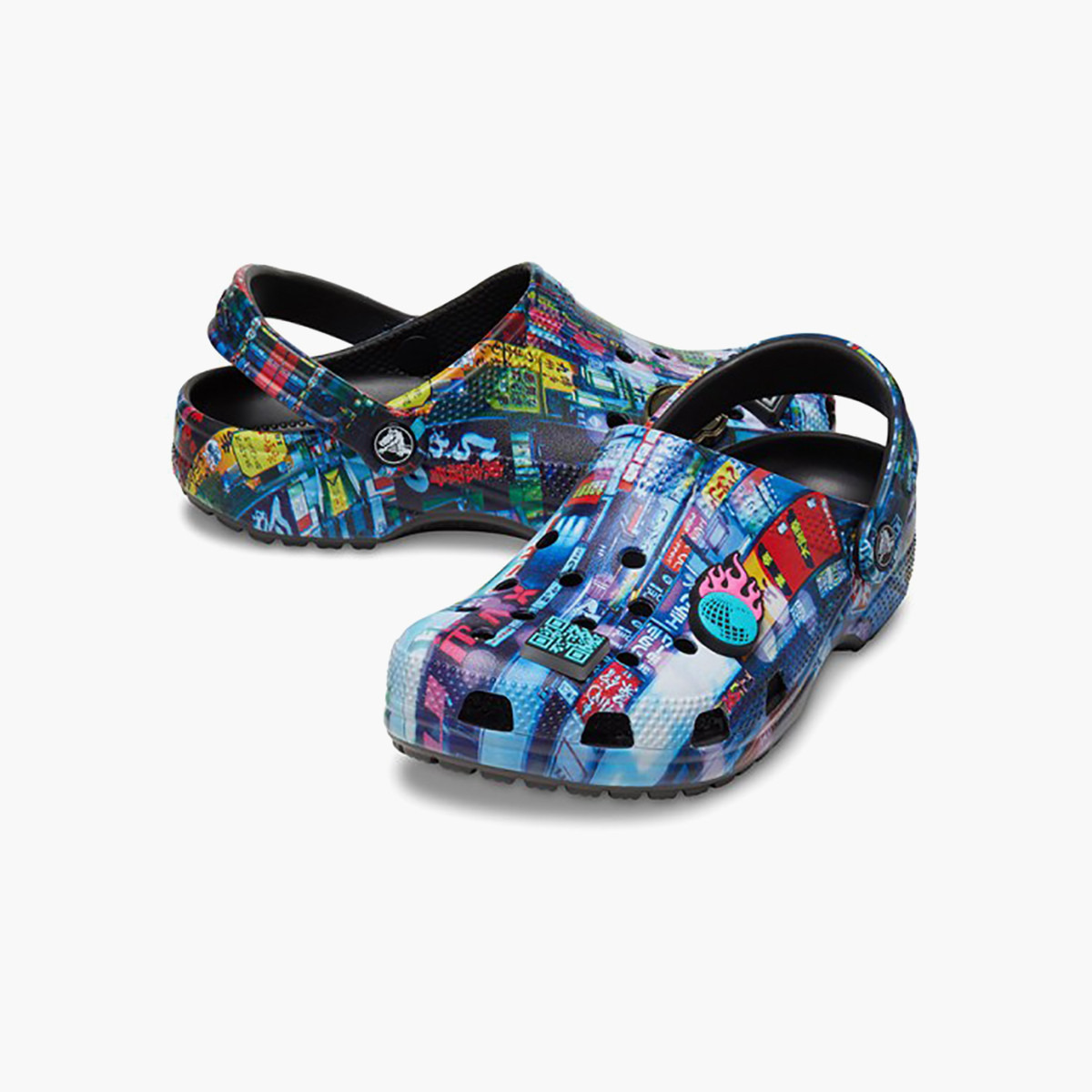 قبقاب كروكس كلاسيك سايبر نايتس مطبوع بمقدمة مستديرة متعدد الألوان للجنسين-women-shoes-sandals-flats-image-1