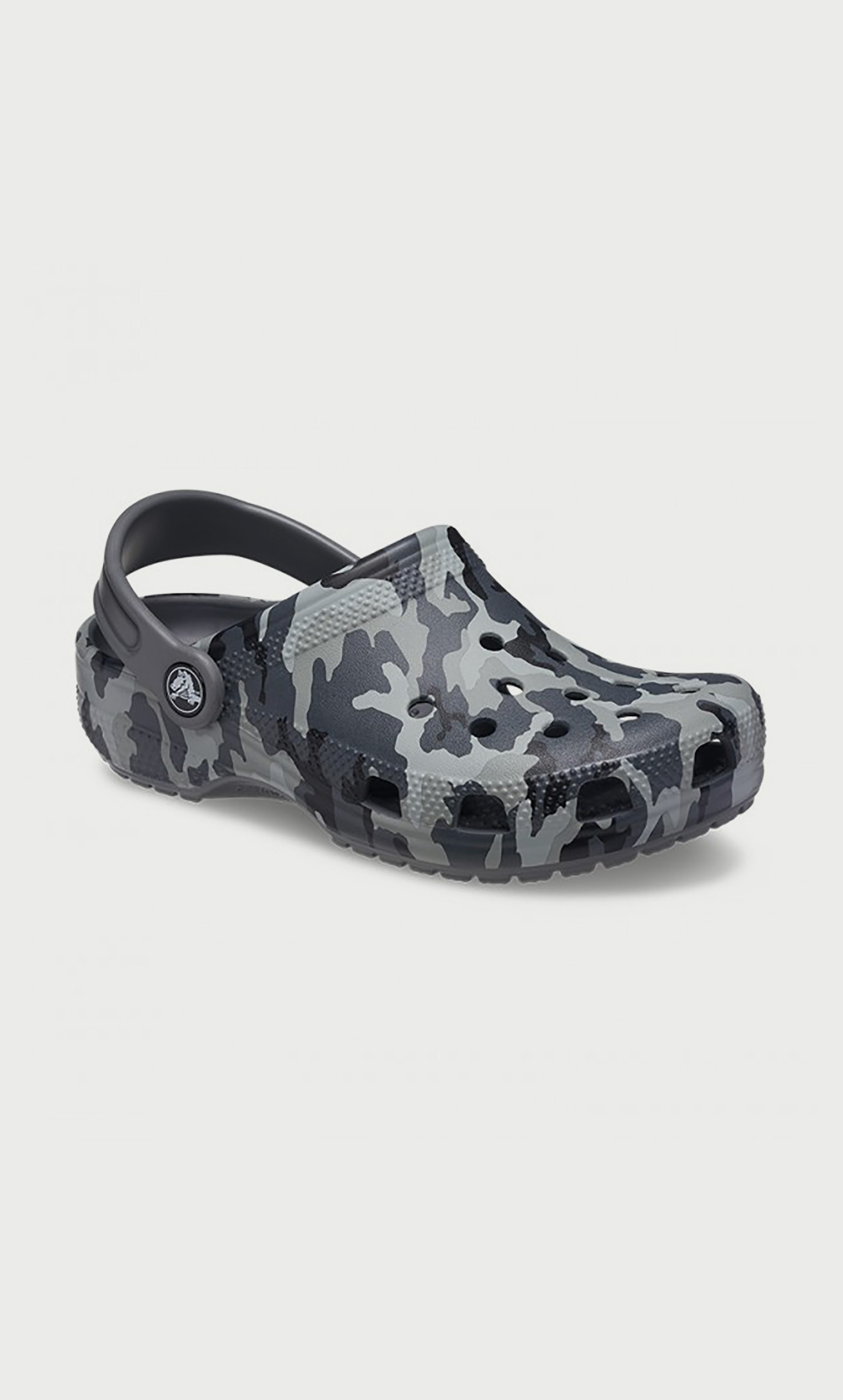 شبشب كلوج بتصميم كلاسيكي كيمو للأطفال من كروكس مع حزام خلفي  207594-097-boys-shoes-sandals-image-2