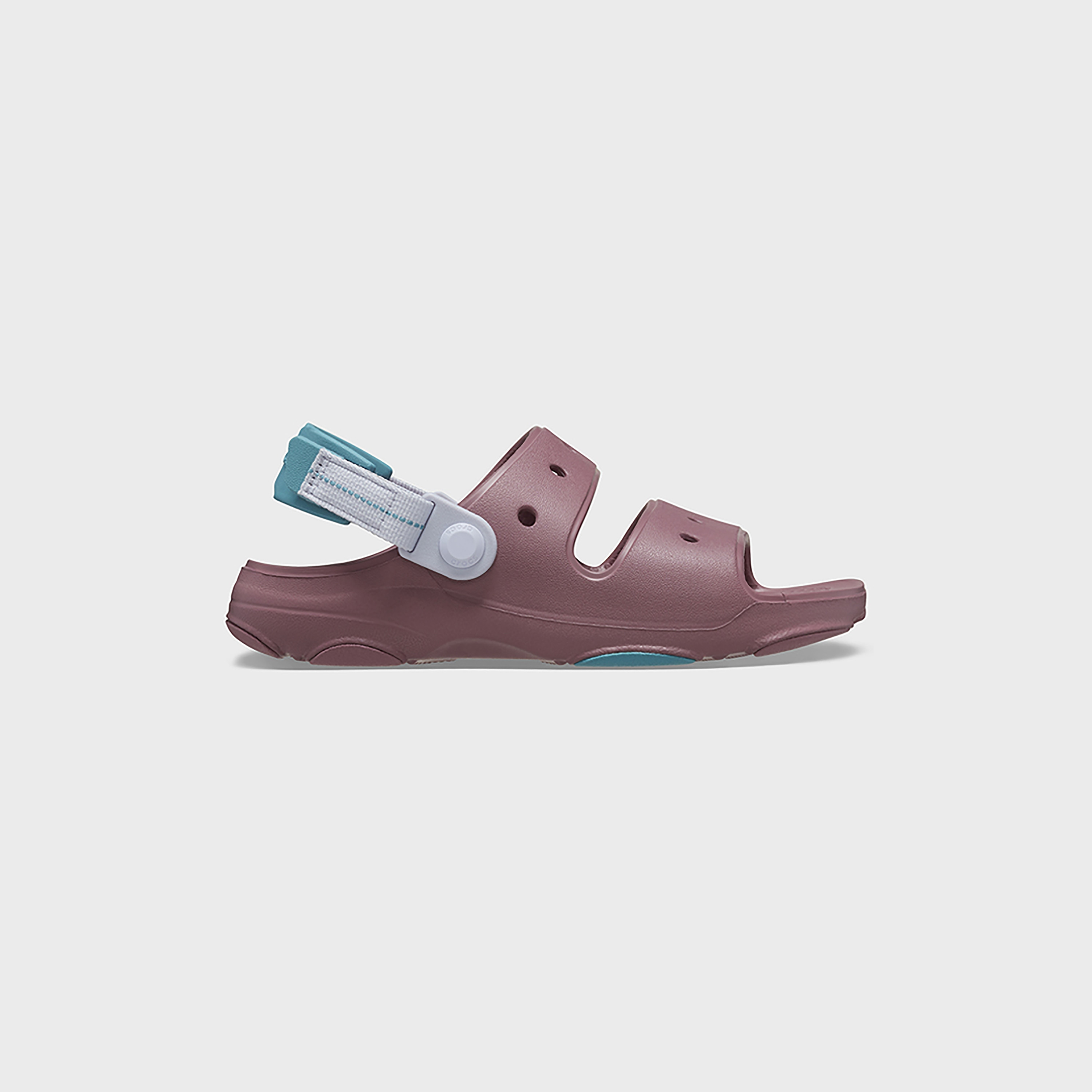 صندل كلاسيكي من كروكس للأطفال بتفاصيل مقصوصة لجميع التضاريس مع إغلاق فيلكرو-girls-shoes-sandals-image-21