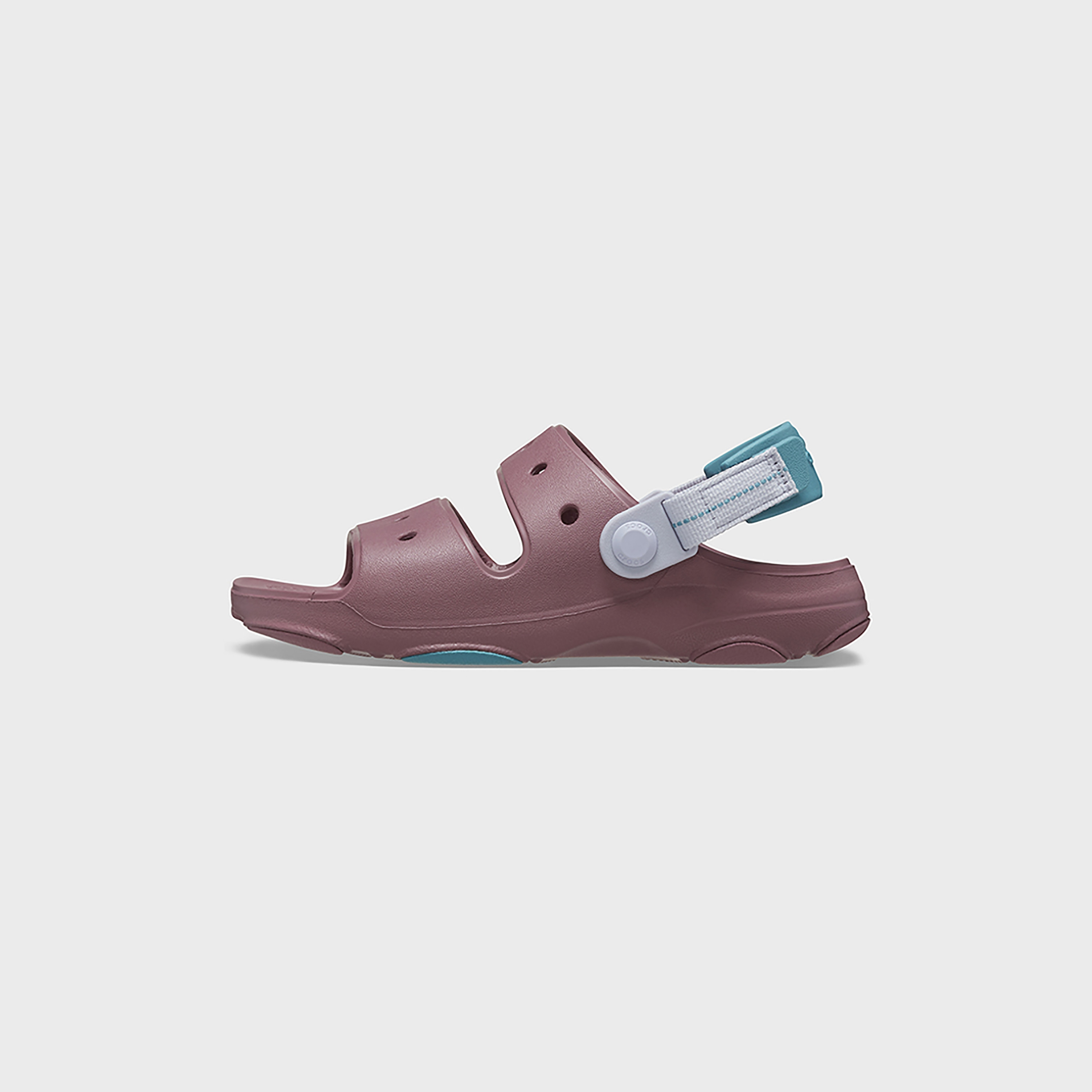 صندل كلاسيكي من كروكس للأطفال بتفاصيل مقصوصة لجميع التضاريس مع إغلاق فيلكرو-girls-shoes-sandals-image-22