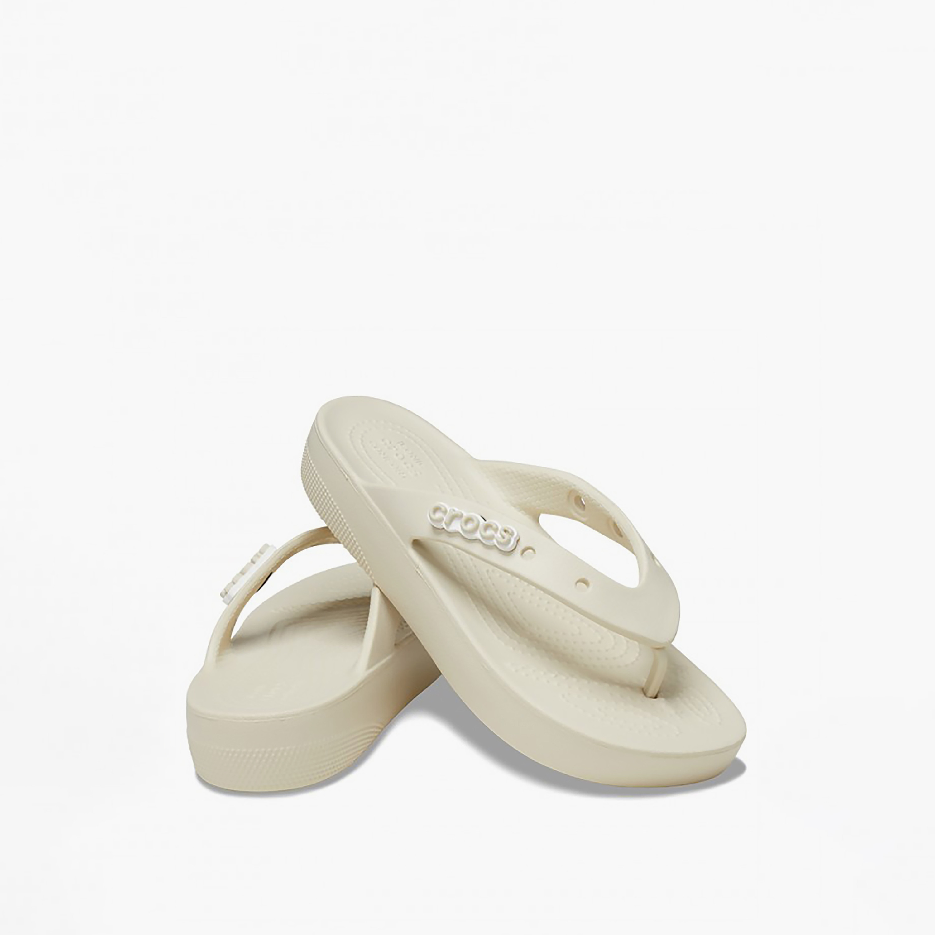 شبشب كروكس بشعار نعل سميك كريمي كلاسيكي للنساء-women-shoes-flipflopsandslides-image-1