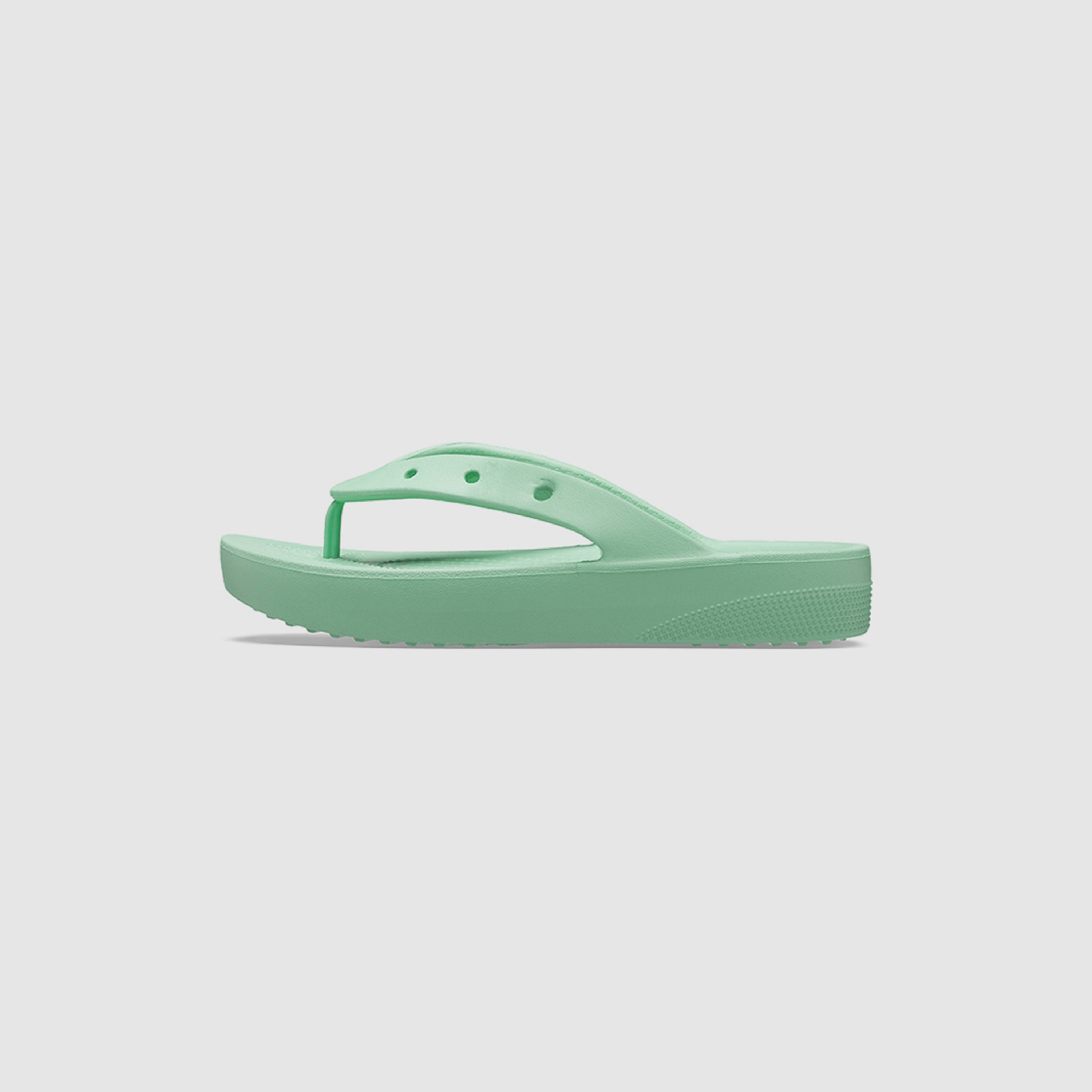 شبشب فليب فلوب كروكس كلاسيكي بنعل سميك للنساء مع مزين بفتحة-women-shoes-sandals-flats-image-14