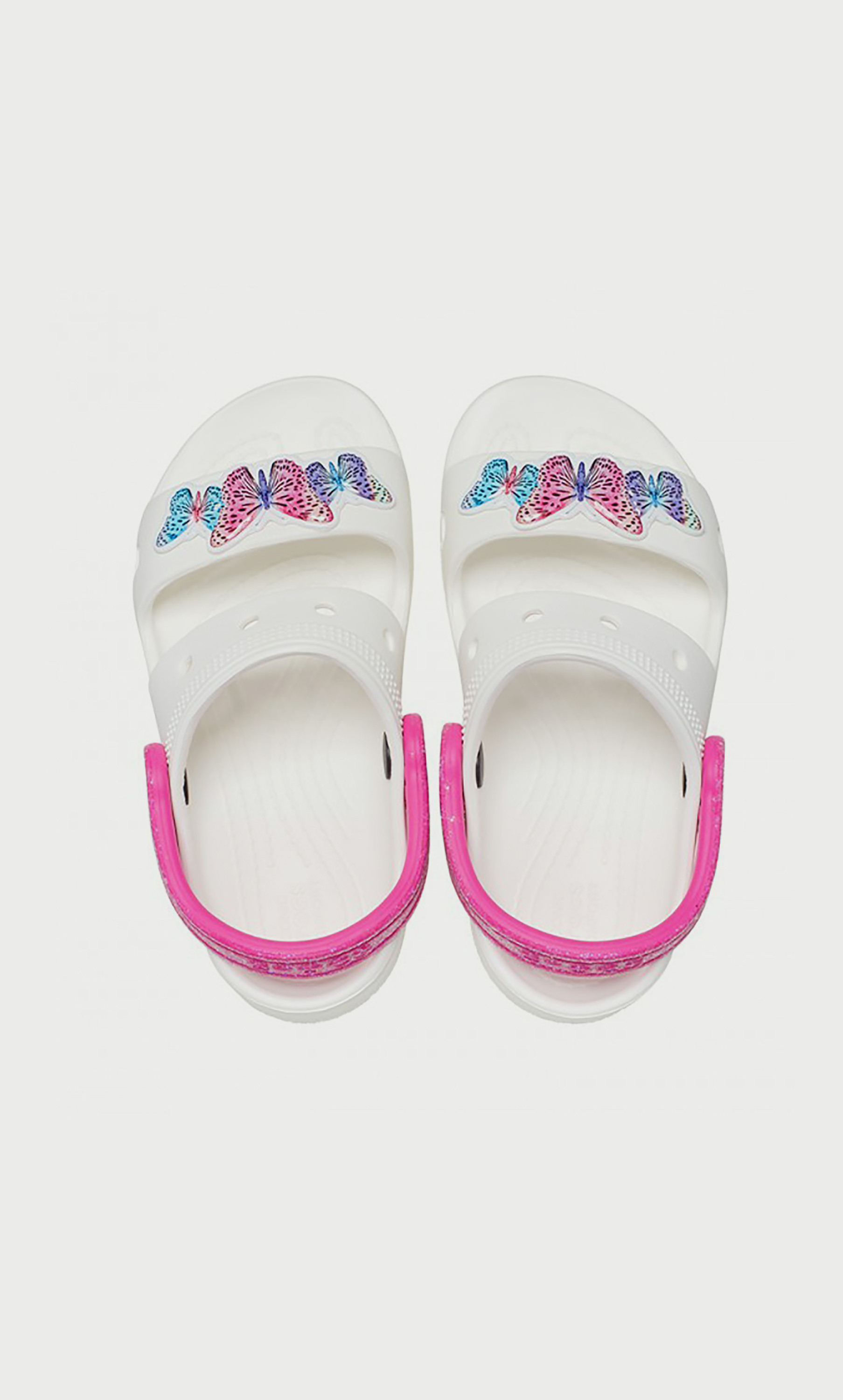 صندل كلاسيك مزين بتفاصيل الفتحة للأطفال من كروكس-girls-shoes-sandals-image-5