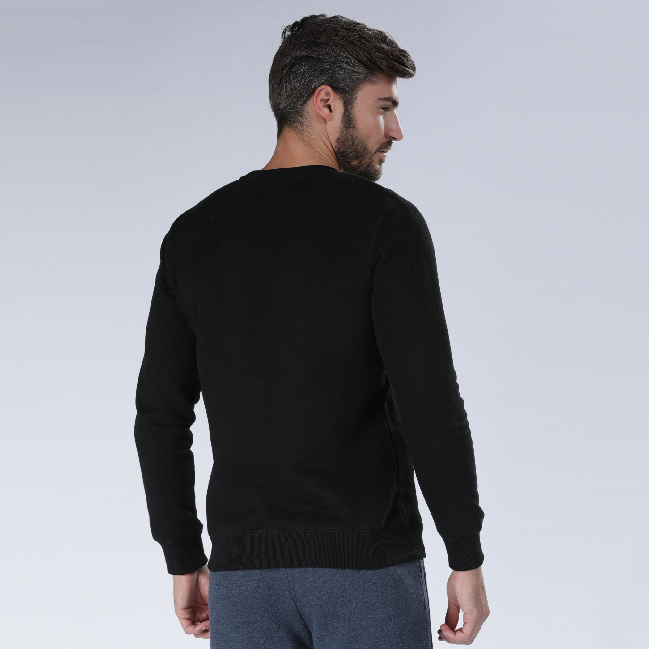سويت شيرت بياقة مستديرة وأكمام طويلة مع طبعات چاستيس ليج من آيكونيك-men-winterwear-hoodiesandsweatshirts-image-2