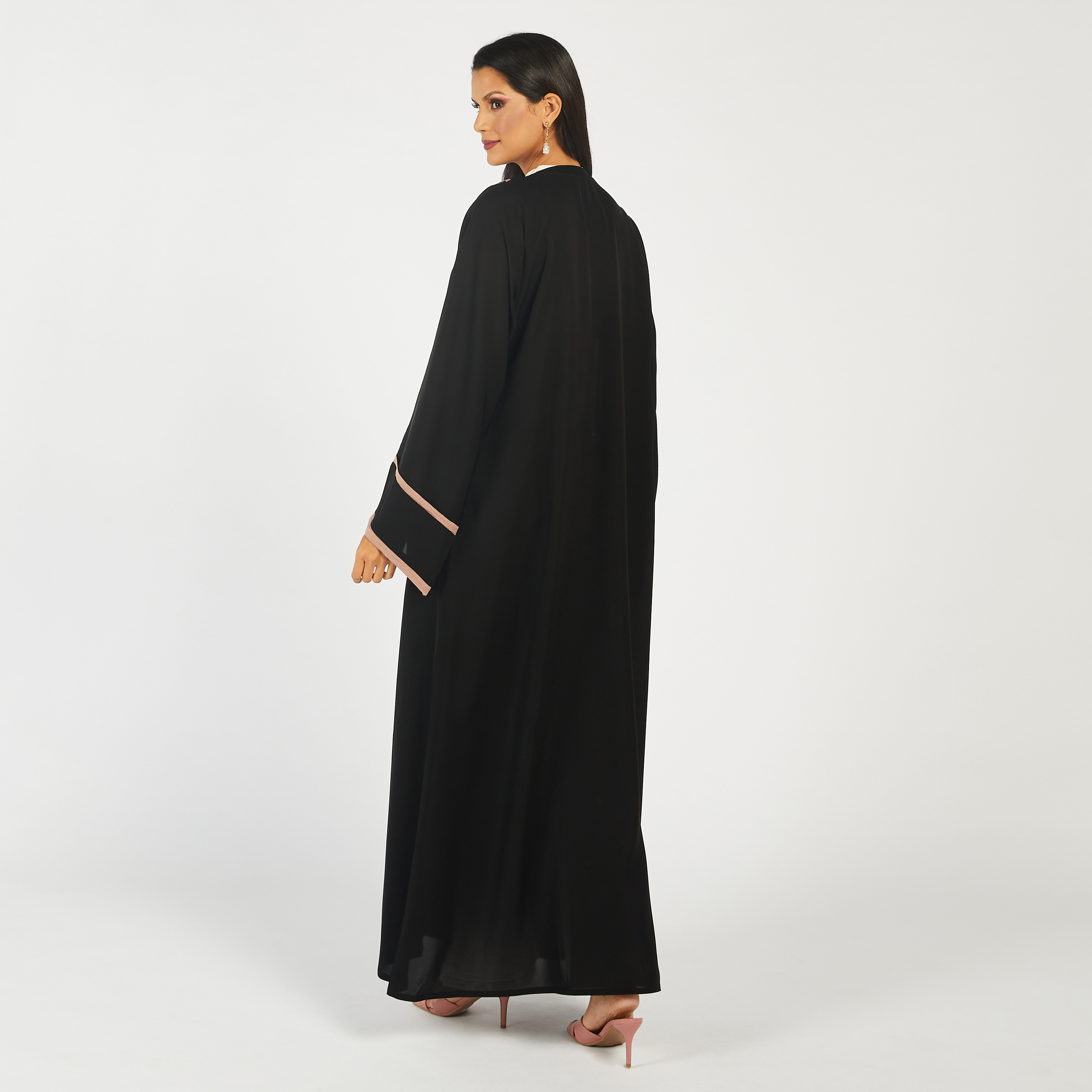 عباية بياقة v وحجاب من كابدا-women-arabicclothing-abayas-image-5
