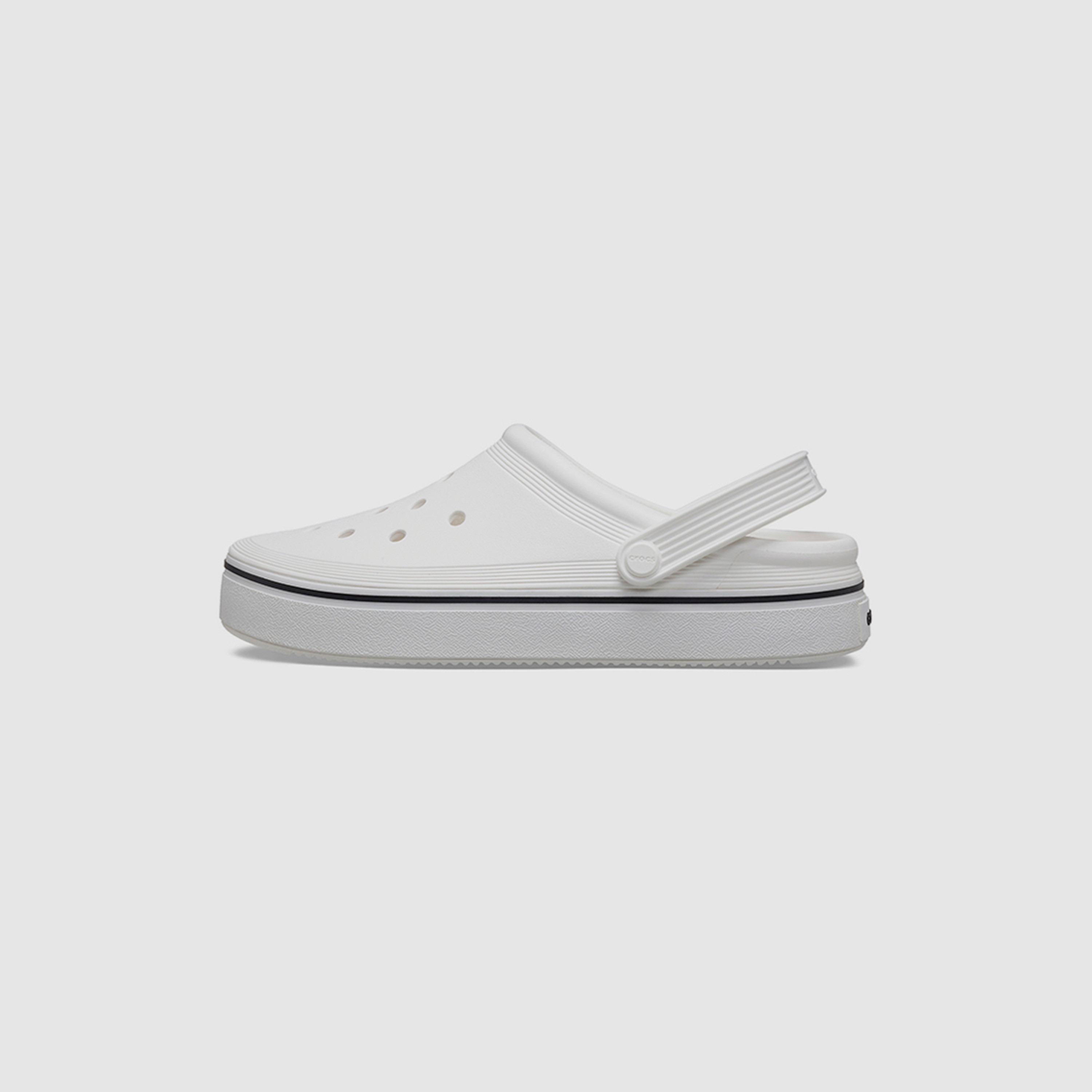 قبقاب من كروكس للجنسين ذو كروكباند كلين مع مزين بفتحات-men-shoes-sandals-image-10