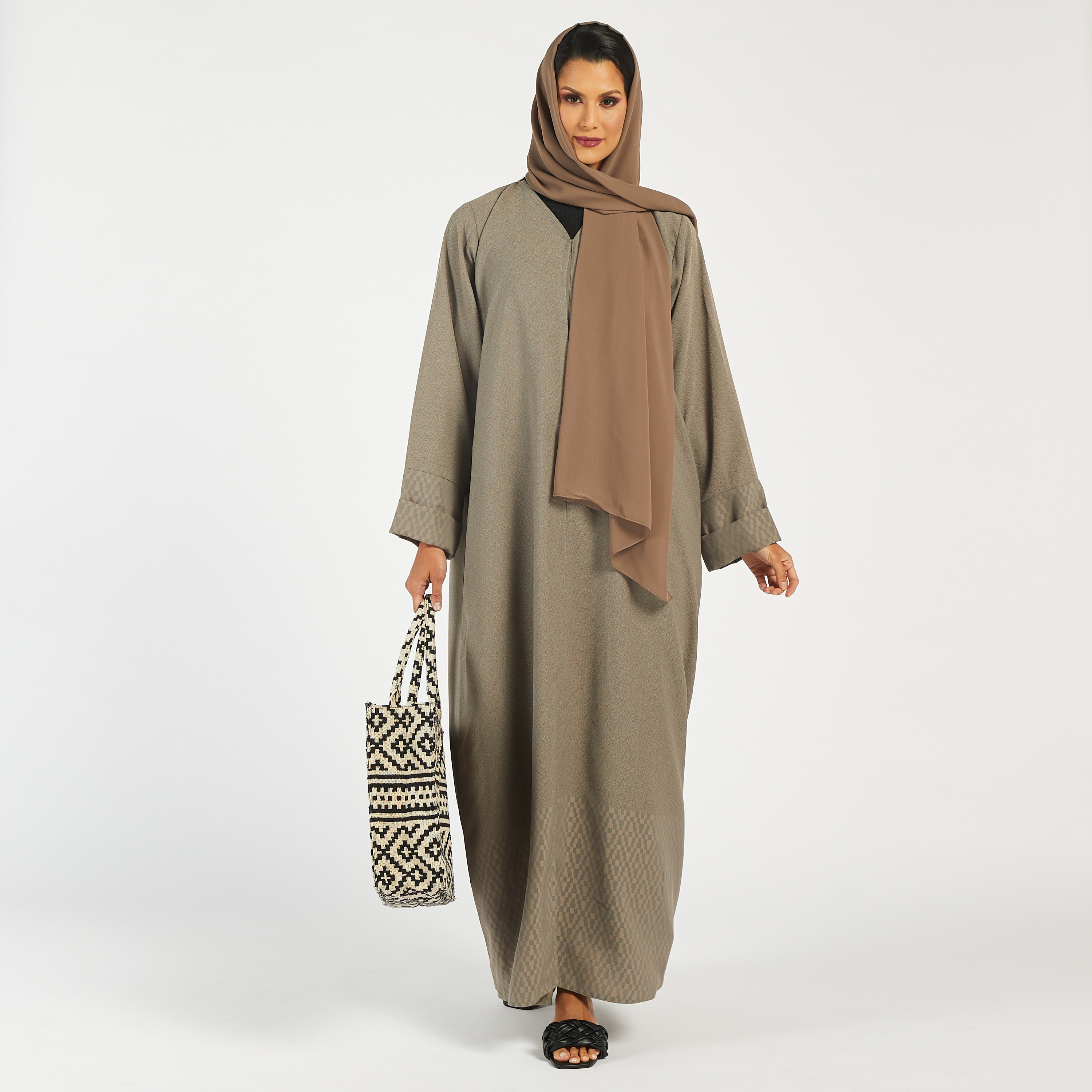 عباية بارزة الملمس بياقة v وحجاب من كابدا-women-arabicclothing-abayas-image-1