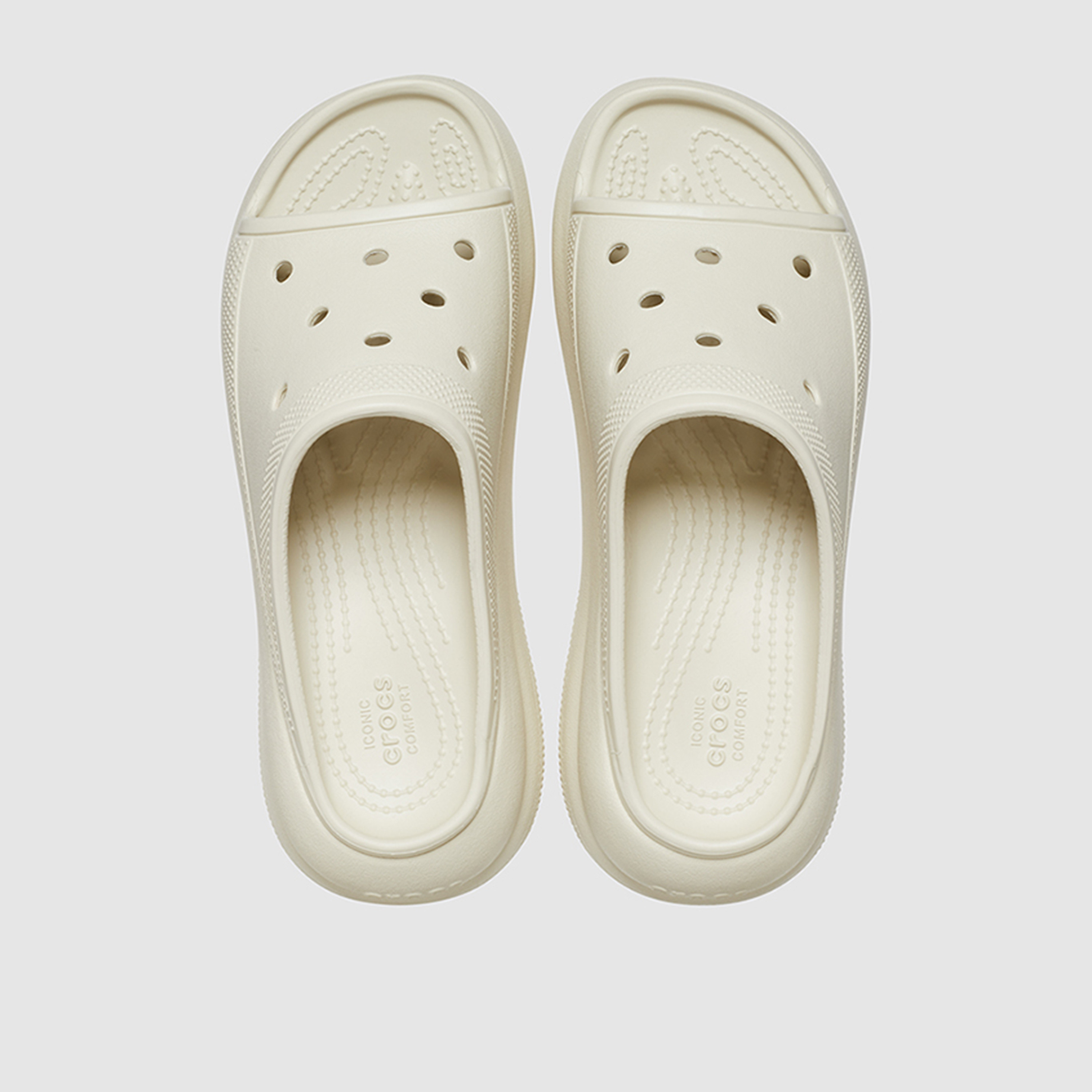 كروكس- شبشب كلاسيكي كراش سهل الارتداء  | 208731-2Y2-women-shoes-sandals-flats-image-2