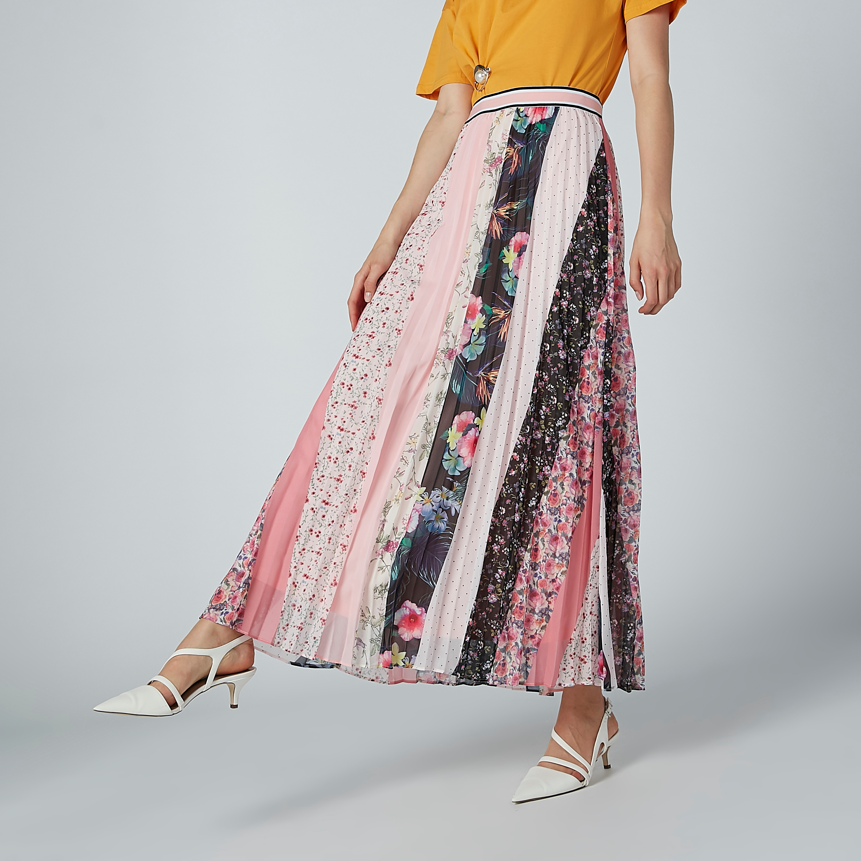 Maxi skirt iconic best sale