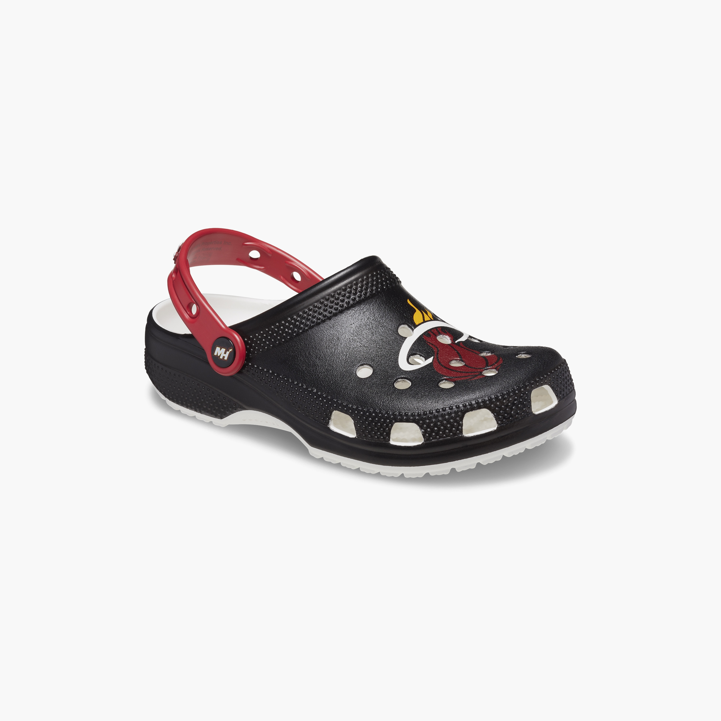 قباقيب كلاسيكية من كروكس ذو سليب أون إن بي إيه ميامي هيت للجنسين | 208861-001-women-shoes-sandals-flats-image-3