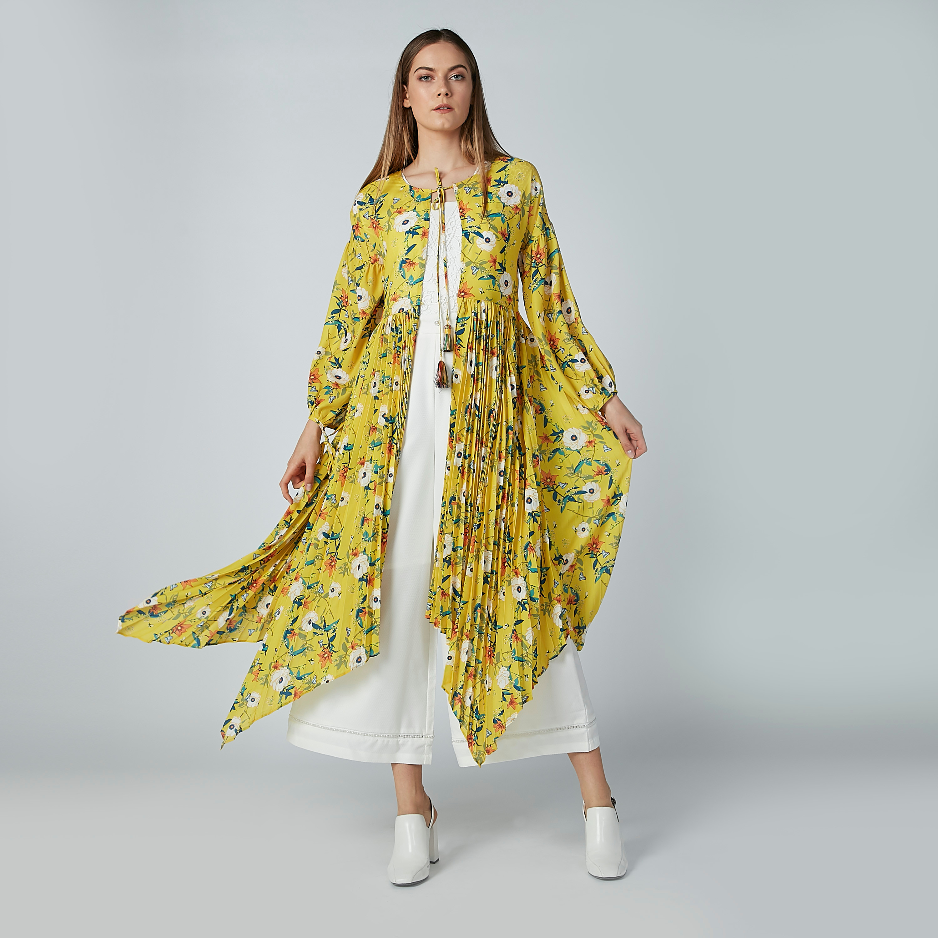 أفرول دون أكمام بتفاصيل دانتيل وجيوب من آيكونيك-women-clothing-jumpsuits-image-2