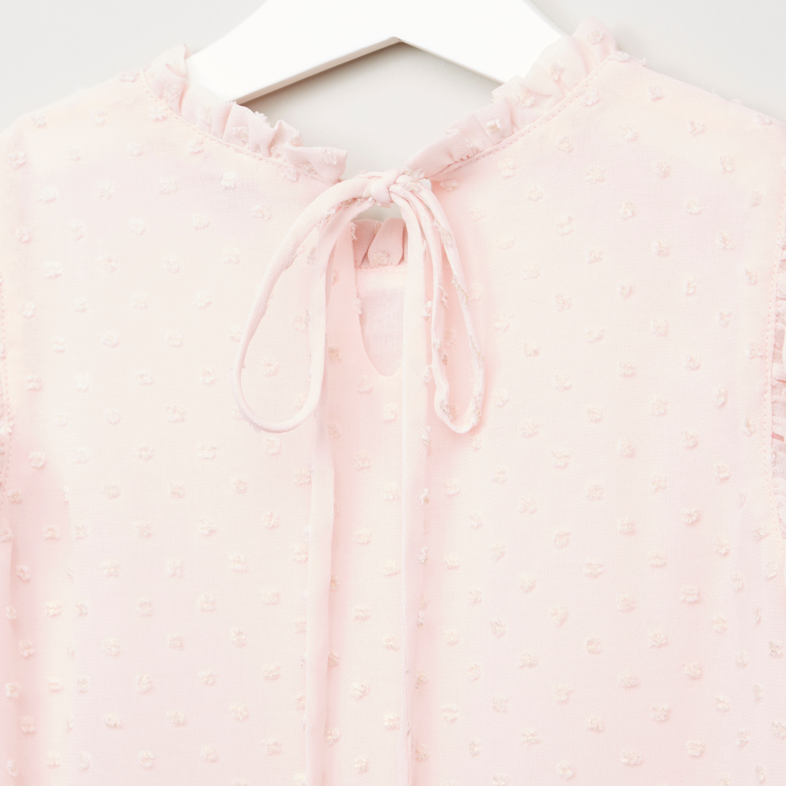 بلوزة بارزة الملمس بتفاصيل كشكش وأربطة من آيكونيك-girls-clothing-blousesandshirts-image-4