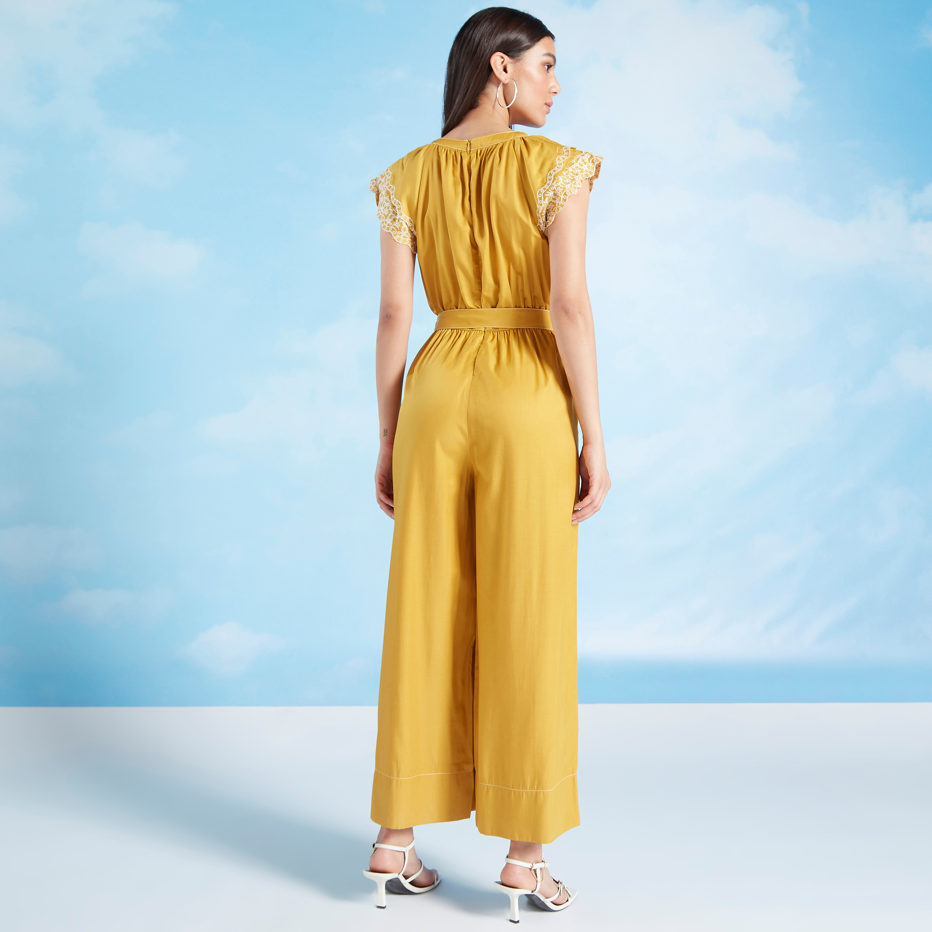 أفرول سادة بأكمام كاب وجيوب من آيكونيك-women-clothing-jumpsuits-image-4