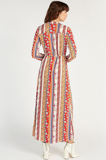 Iconic Printed Maxi Shirt Dress with Long Sleeves and Pockets