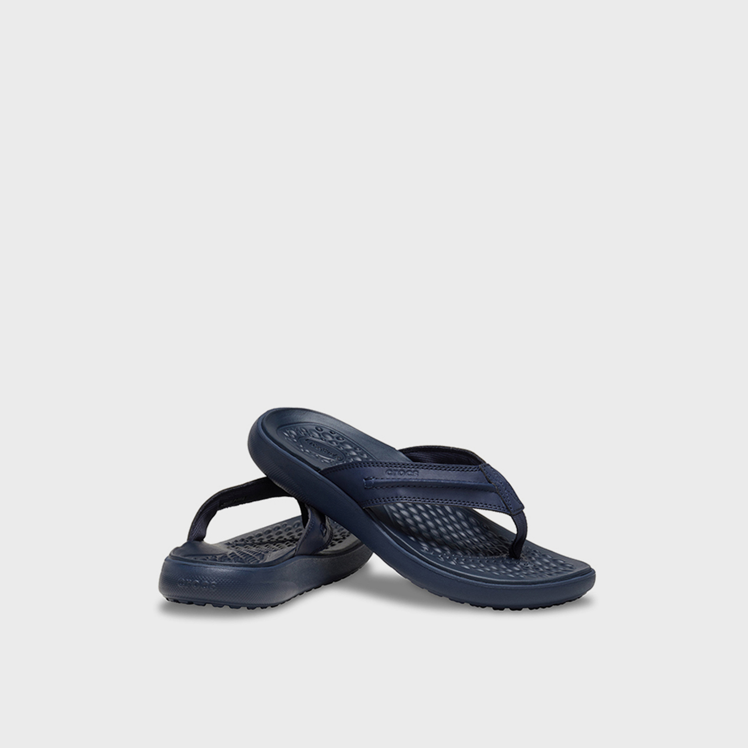 كروكس - شبشب يوكون فيستا2 للرجال سهل الارتداء | 209332-410-men-shoes-flipflopsandslides-image-1