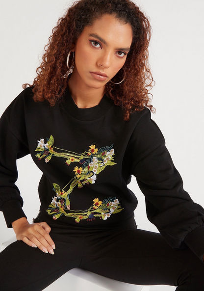 Iconic Embroidered Sweatshirt with Drop Shoulder Sleeves