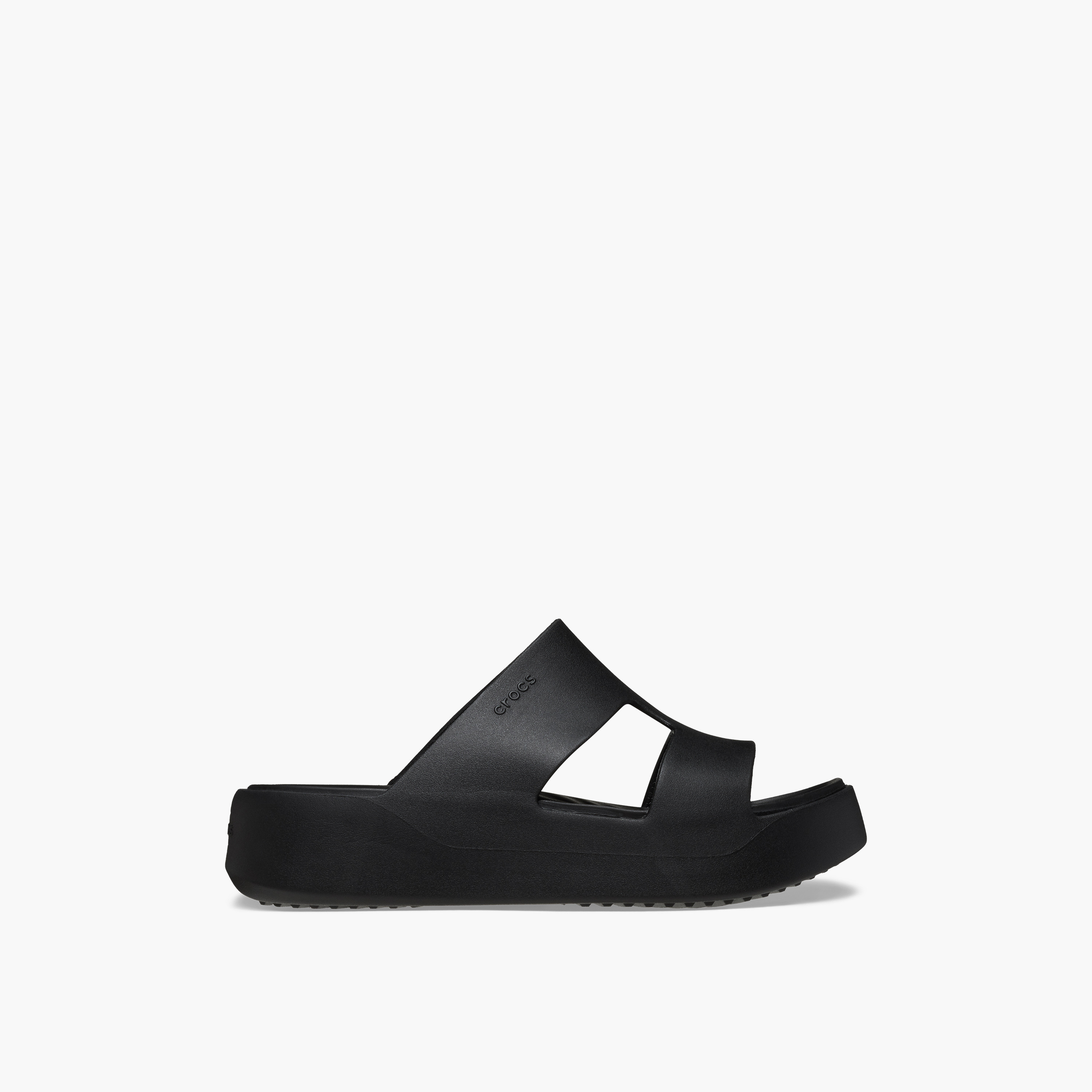 كروكس- صندل للنساء سهل الارتداء بكعب غيت واي بحزام على شكل حرف H | 209409-001-women-shoes-sandals-flats-image-5