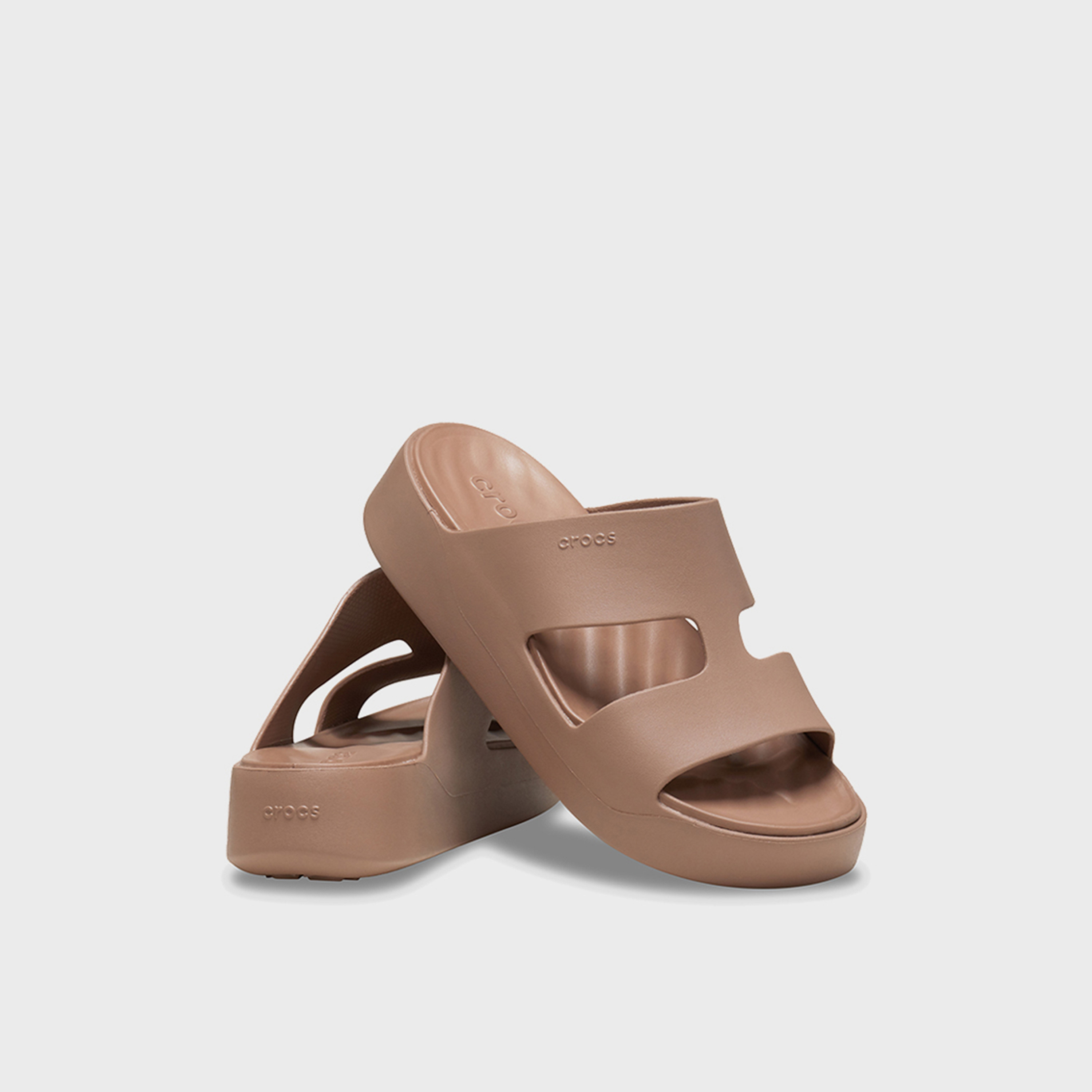 Crocs Women's Slip-On Getaway Platform Slide Sandals | 209409-2Q9-women-shoes-sandals-flats-image-1