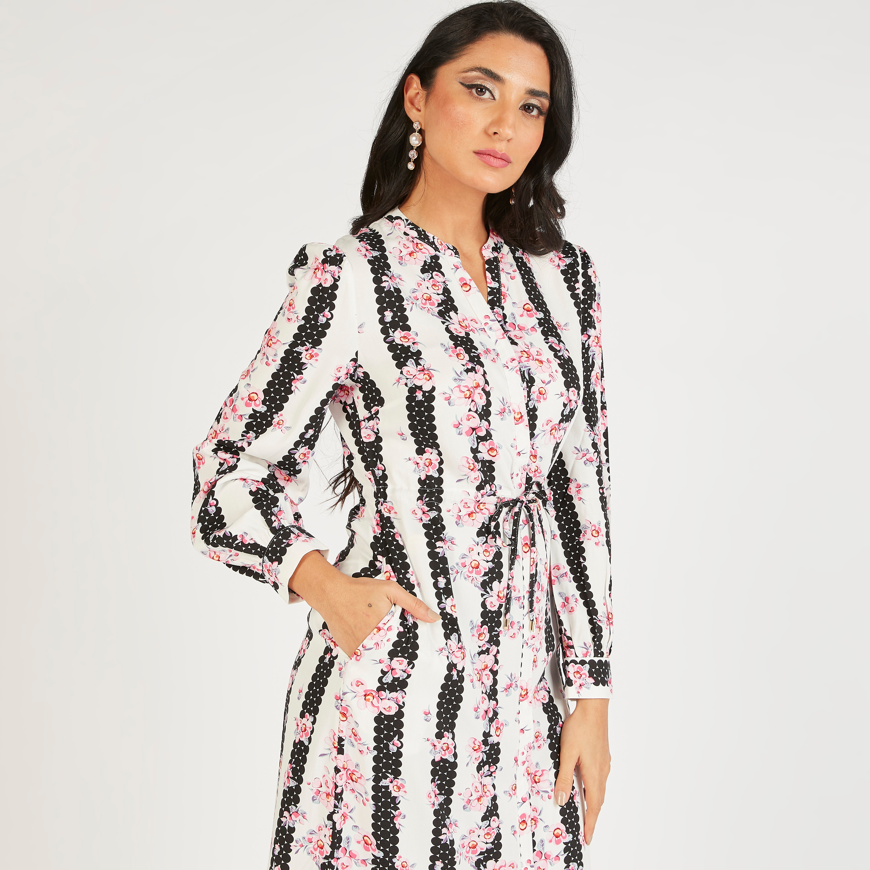 فستان ماكسي بطبعات زهور وأكمام طويلة من آيكونك-women-clothing-dresses-image-3