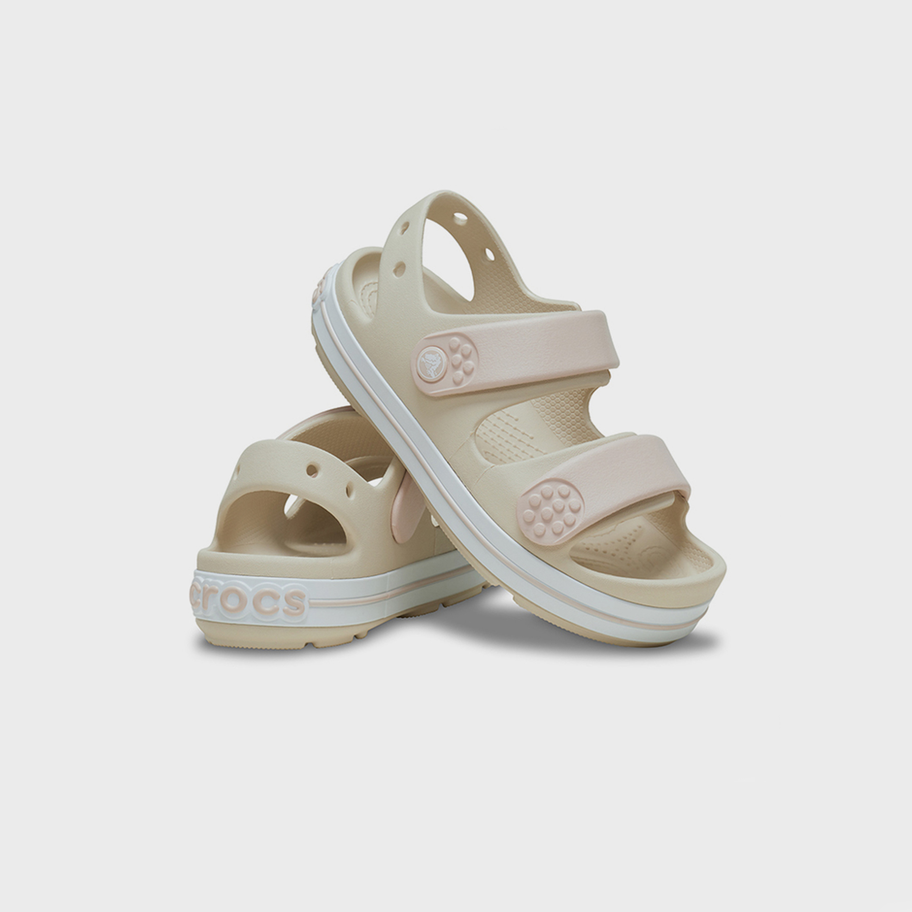 كروكس صندل كروكباند كروزر للأطفال بشريط فيلكرو سهل الارتداء | 209423-0LH-girls-shoes-sandals-image-1