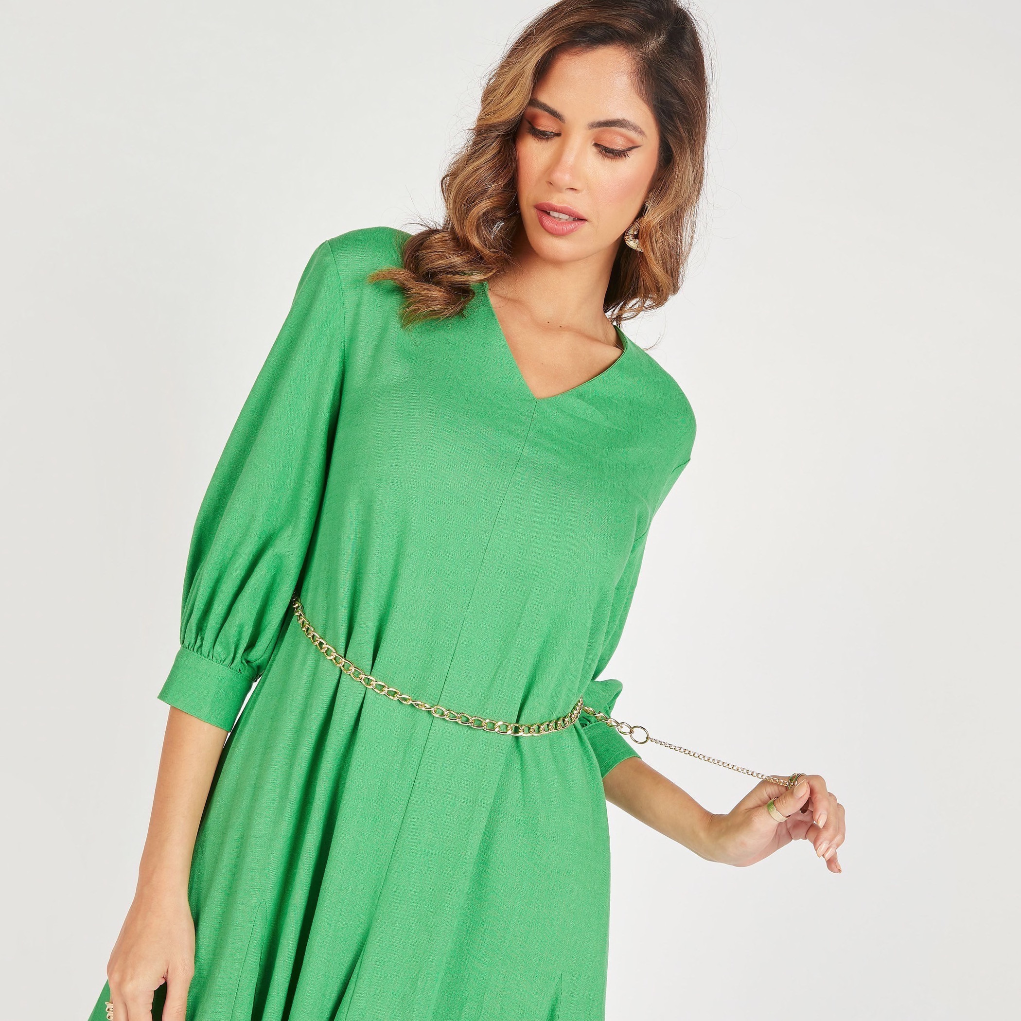 فستان سادة بياقة V وأكمام 3/4 وظهر برباط من آيكونك-women-clothing-dresses-image-12