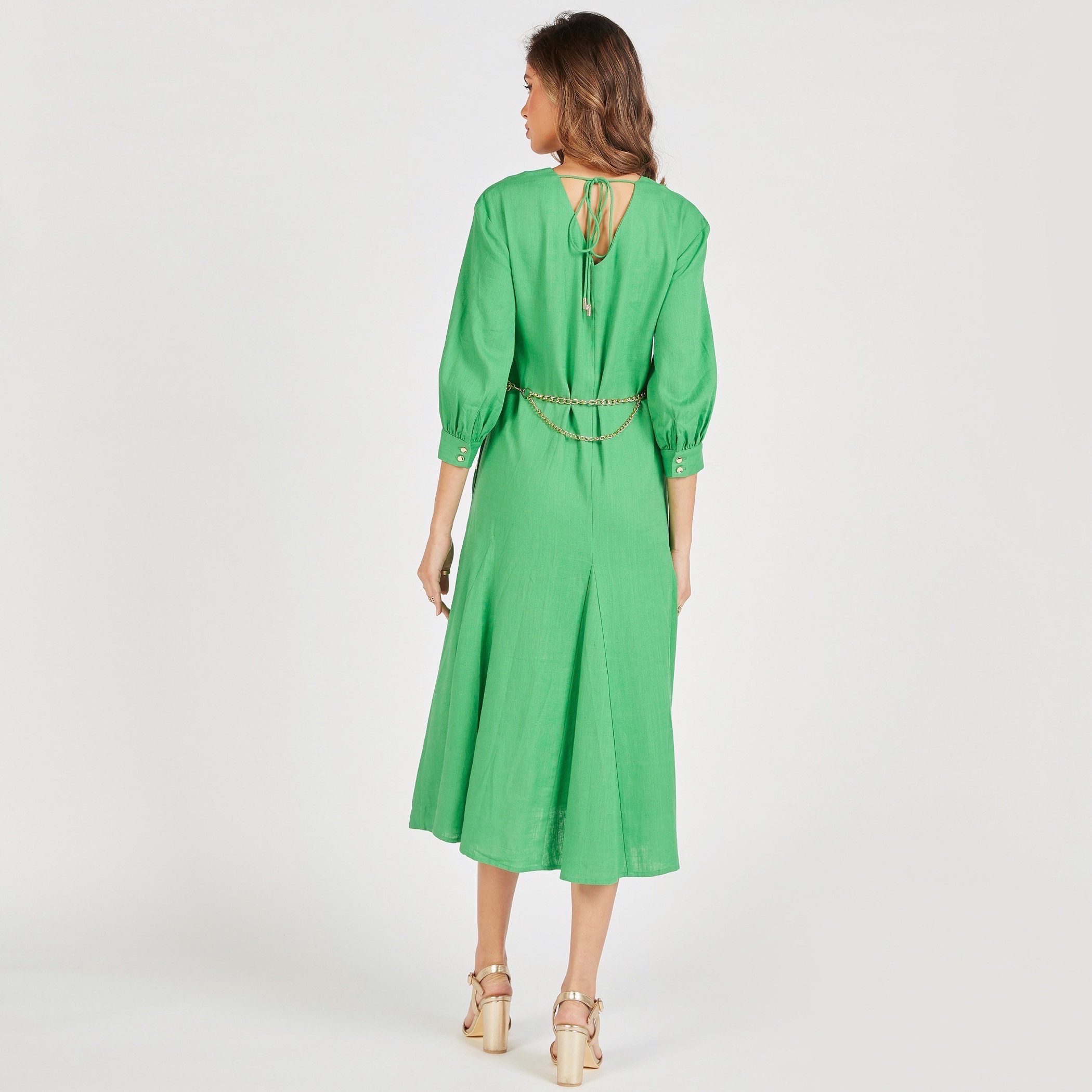 فستان سادة بياقة V وأكمام 3/4 وظهر برباط من آيكونك-women-clothing-dresses-image-13