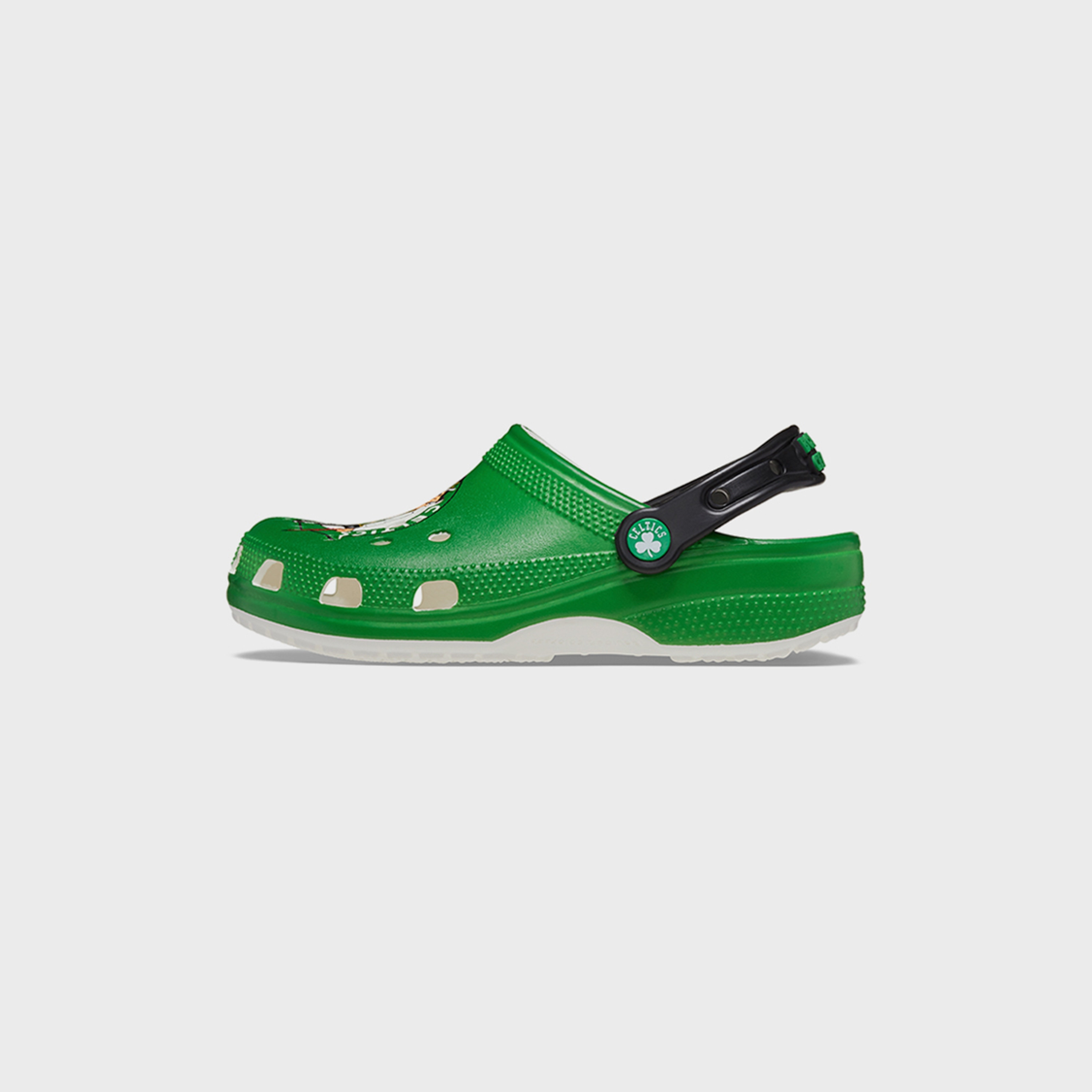 قباقيب كلاسيكية من كروكس ذو سليب أون إن بي إيه بوسطن سلتكس للجنسين | 209442-100-men-shoes-sandals-image-6