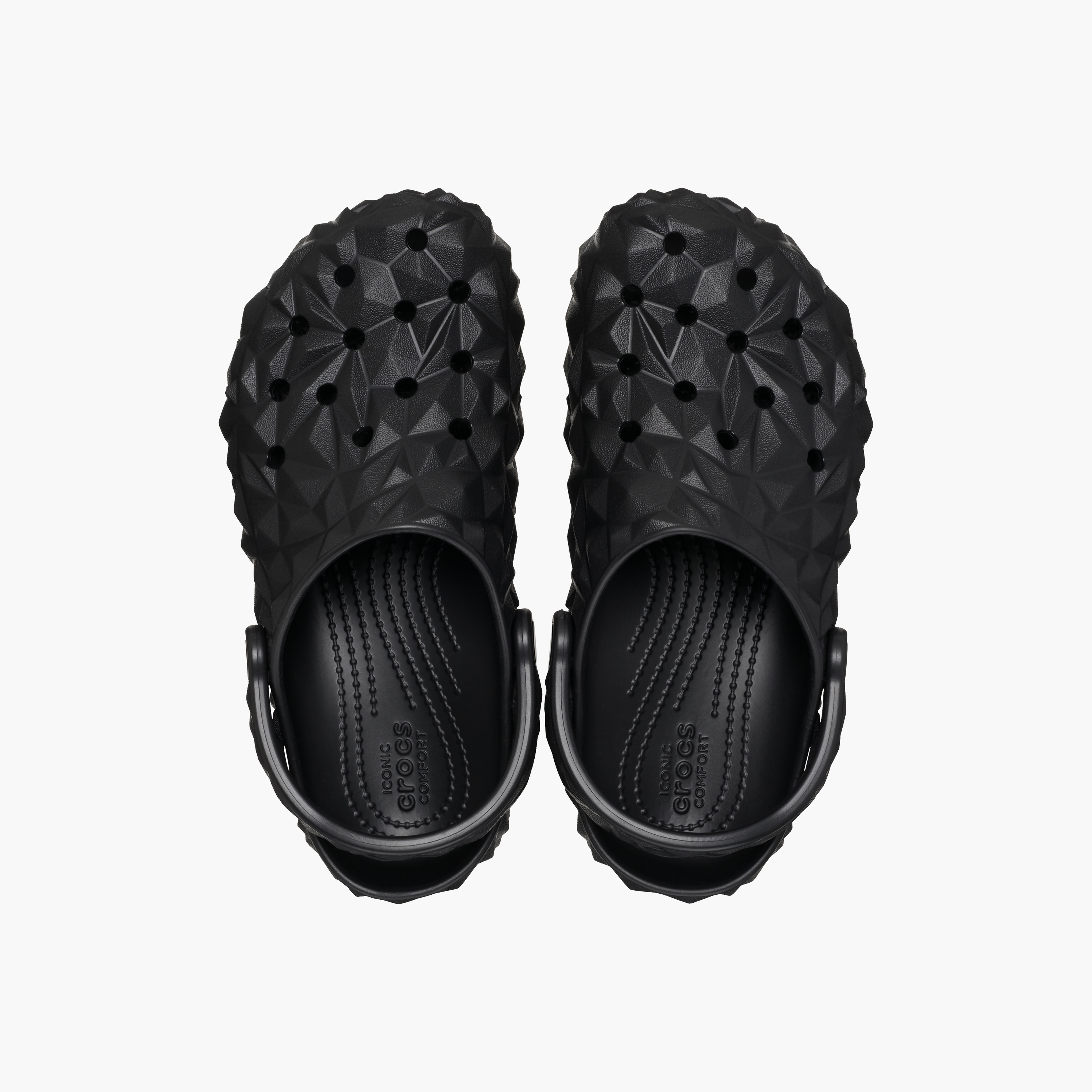 قباقيب هندسية كلاسيكية من كروكس للجنسين ذو سليب أون | 209563-001-women-shoes-sandals-flats-image-2