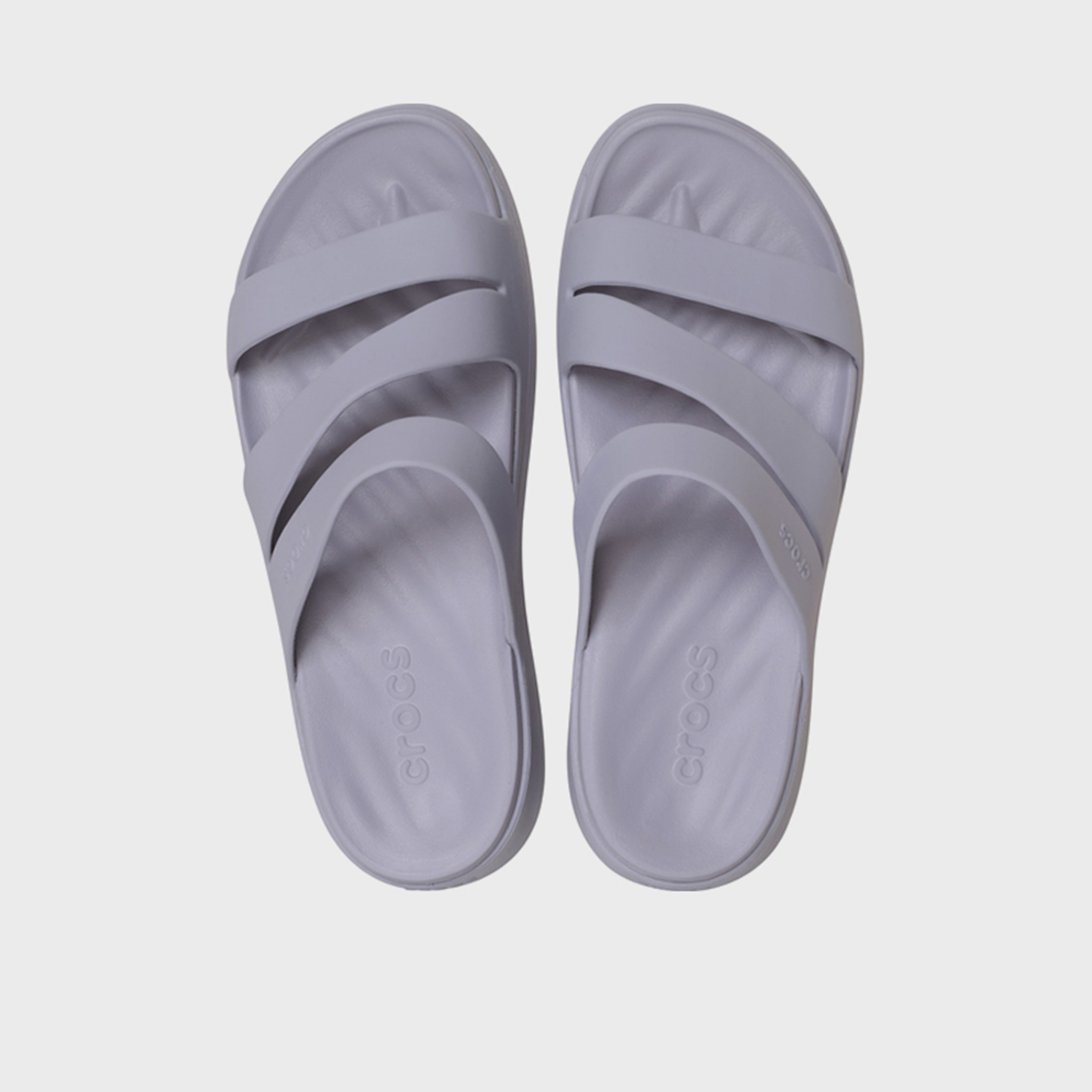 كروكس - صندل نسائي سهل الارتداء بأشرطة مسطح | 209587-5PS-women-shoes-sandals-flats-image-2