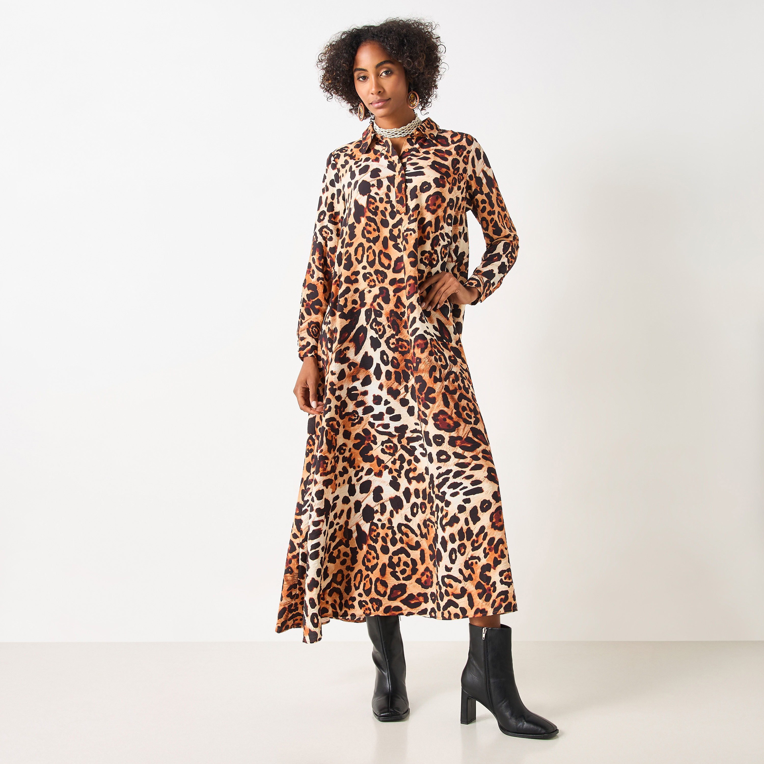 Buy Women s Iconic Animal Print Maxi Dress with Collar and Long Sleeves Online Centrepoint KSA