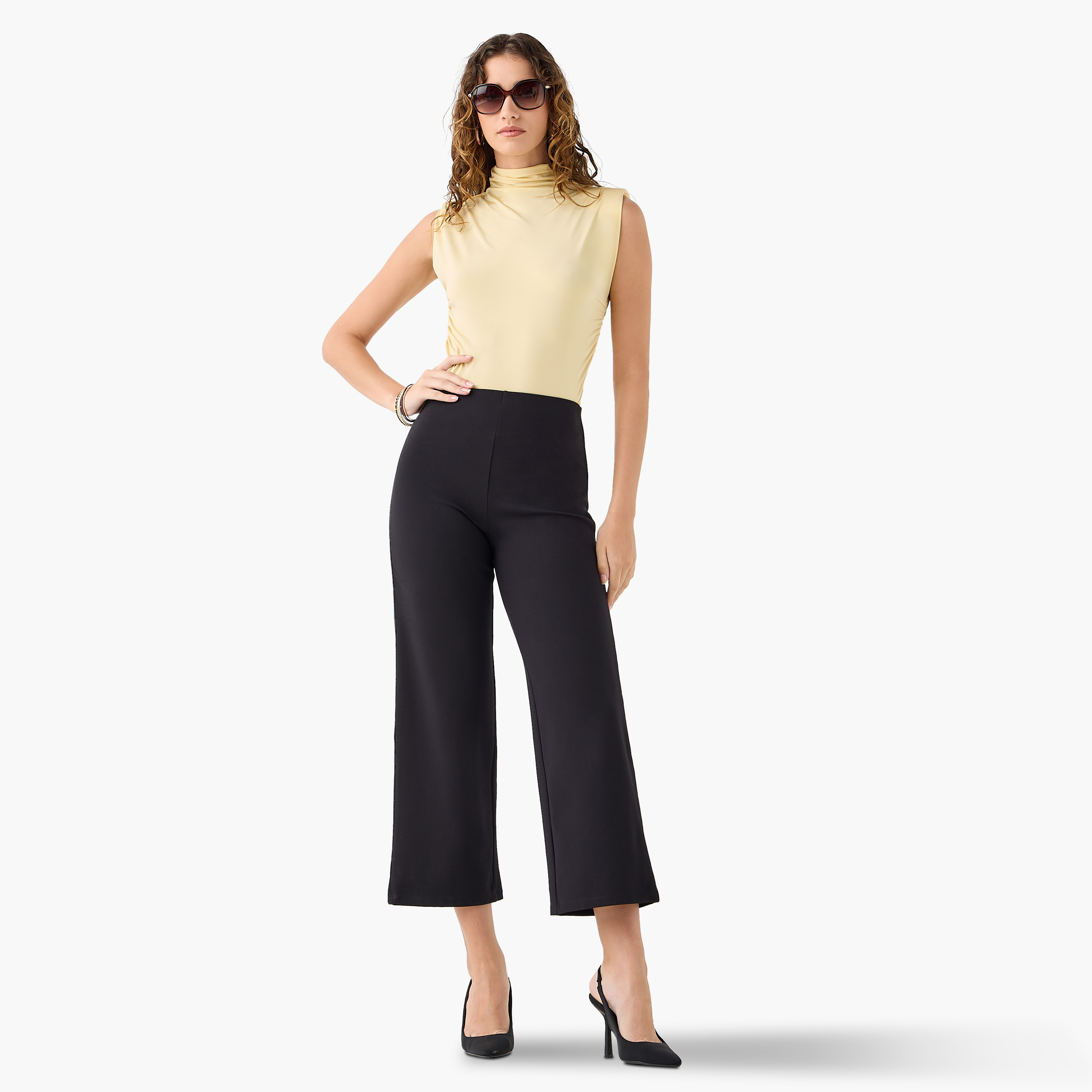بلوزة دون أكمام بقصة مريحة وياقة عالية من آيكونيك-women-clothing-shirtsandblouses-blouses-image-2