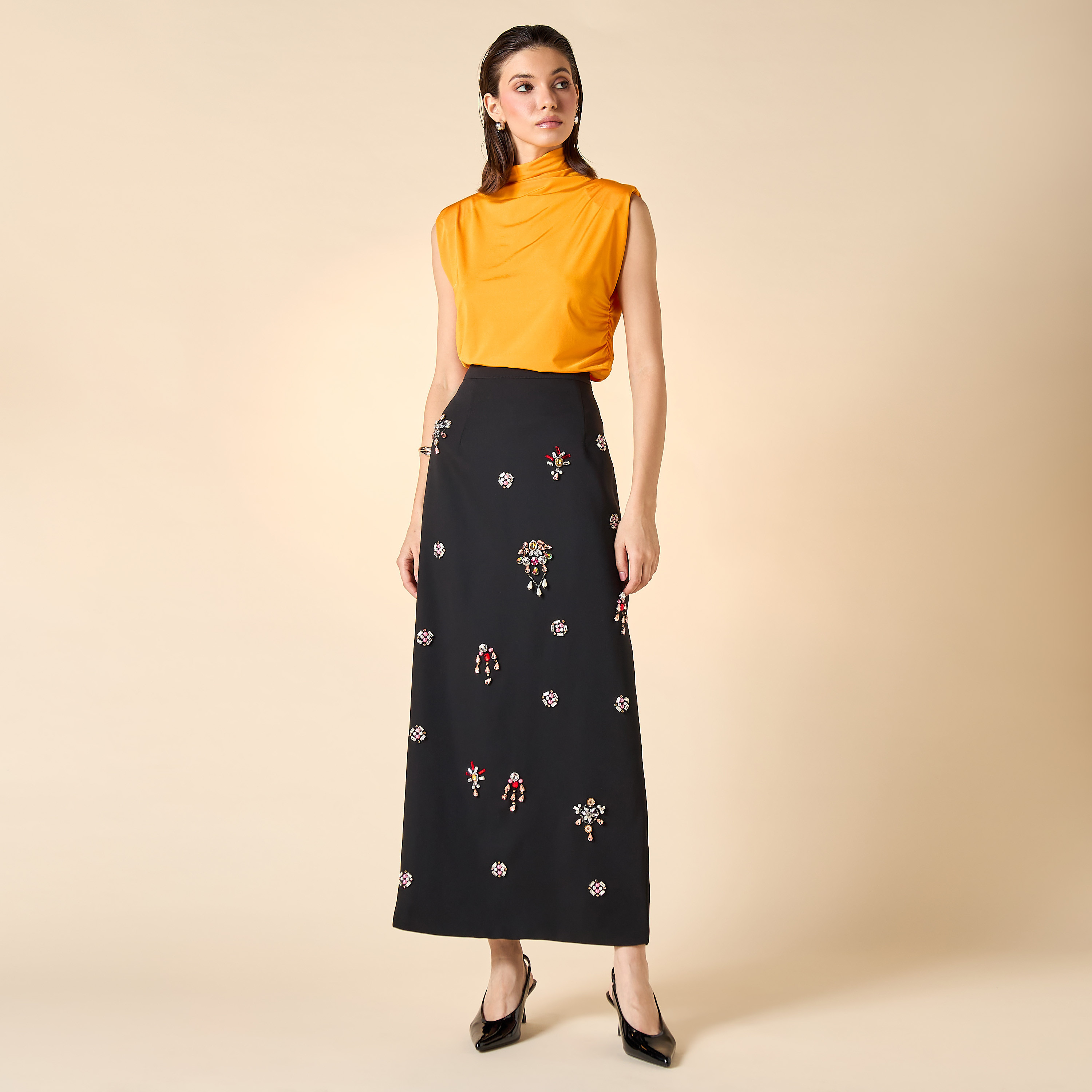 بلوزة دون أكمام بقصة مريحة وياقة عالية من آيكونيك-women-clothing-shirtsandblouses-blouses-image-18