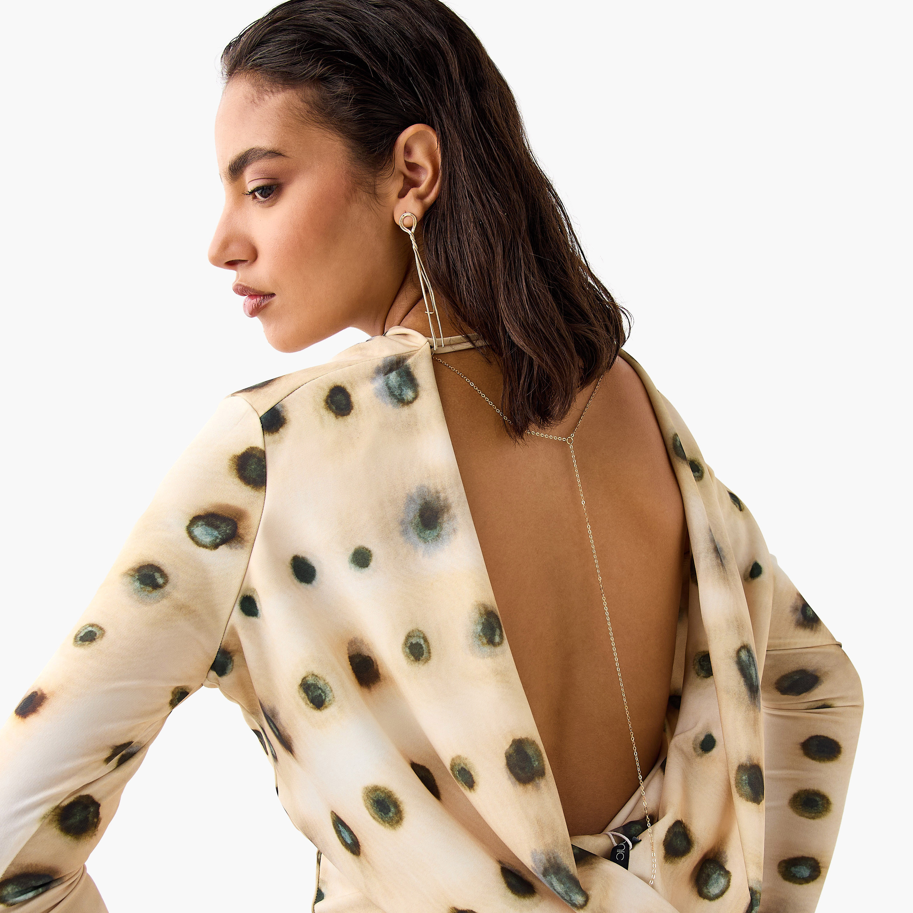بلوزة بظهر مفتوح وأكمام طويلة من أيكونيك-women-clothing-shirtsandblouses-blouses-image-4