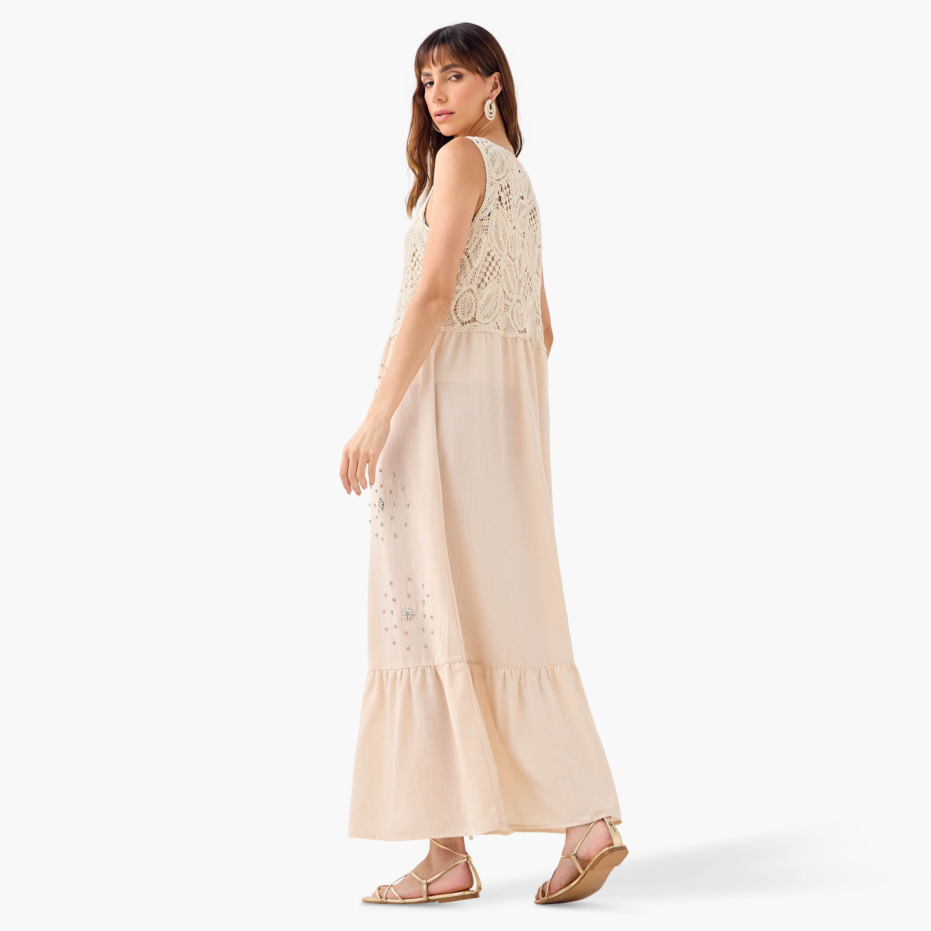 فستان بدون أكمام مزين بالكريستال مع تفاصيل كروشيه من آيكونيك-women-clothing-dresses-image-3