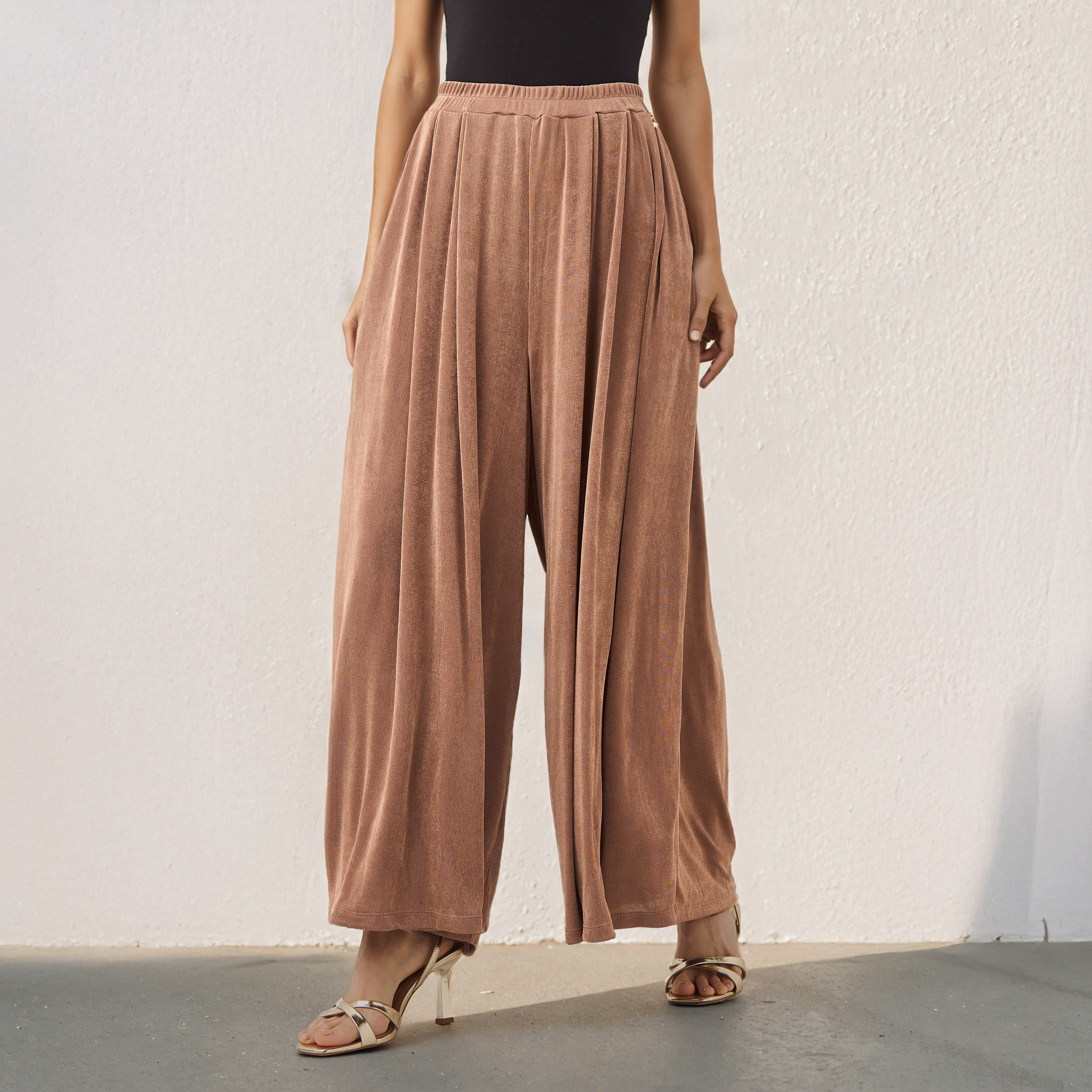 بنطلون بقصة مريحة منسدلة وخصر مرن من آيكونيك-women-clothing-trousers-image-6
