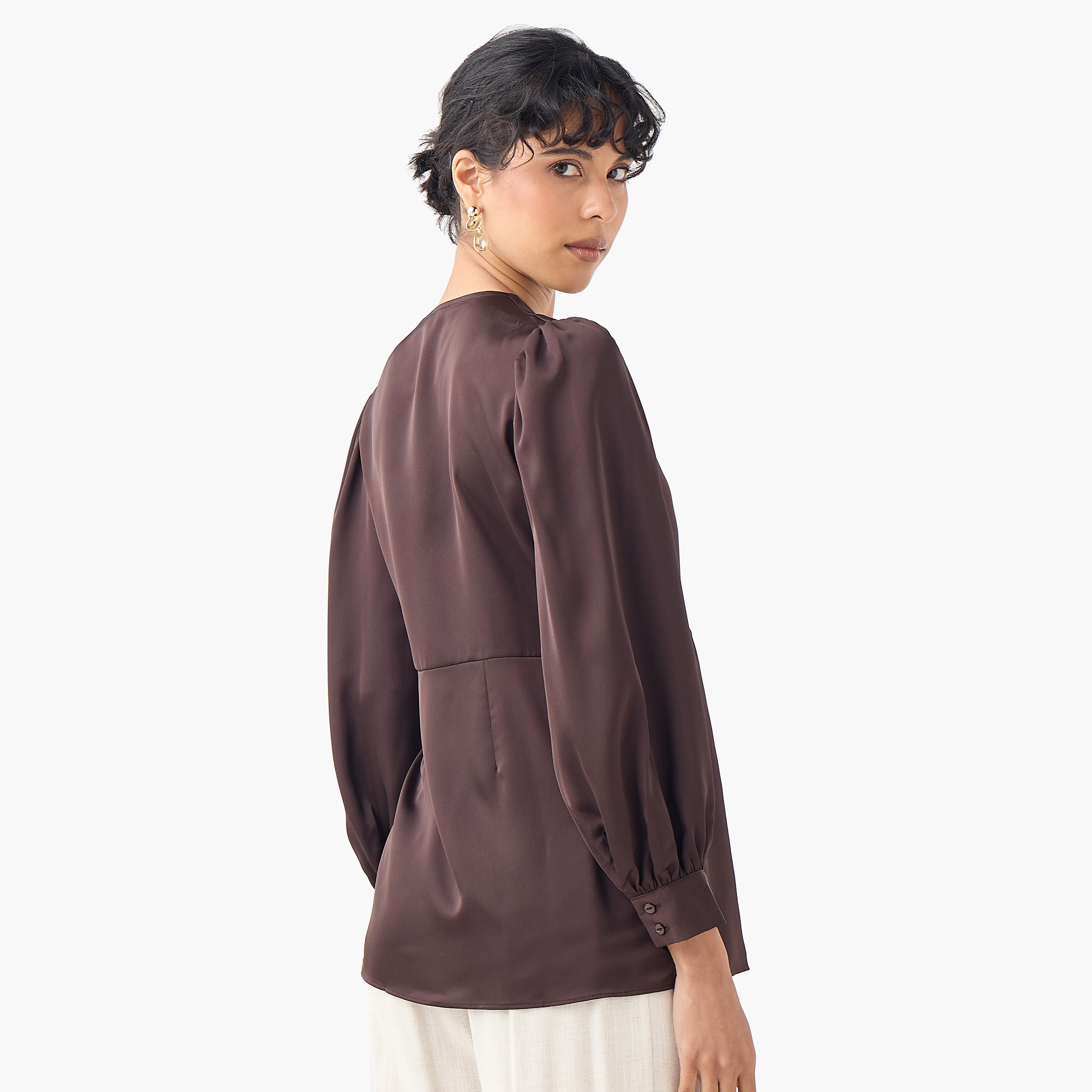 بلوزة ملفوفة بياقة حرف V وأكمام طويلة مع تفاصيل رباط من آيكونيك-women-clothing-shirtsandblouses-blouses-image-3