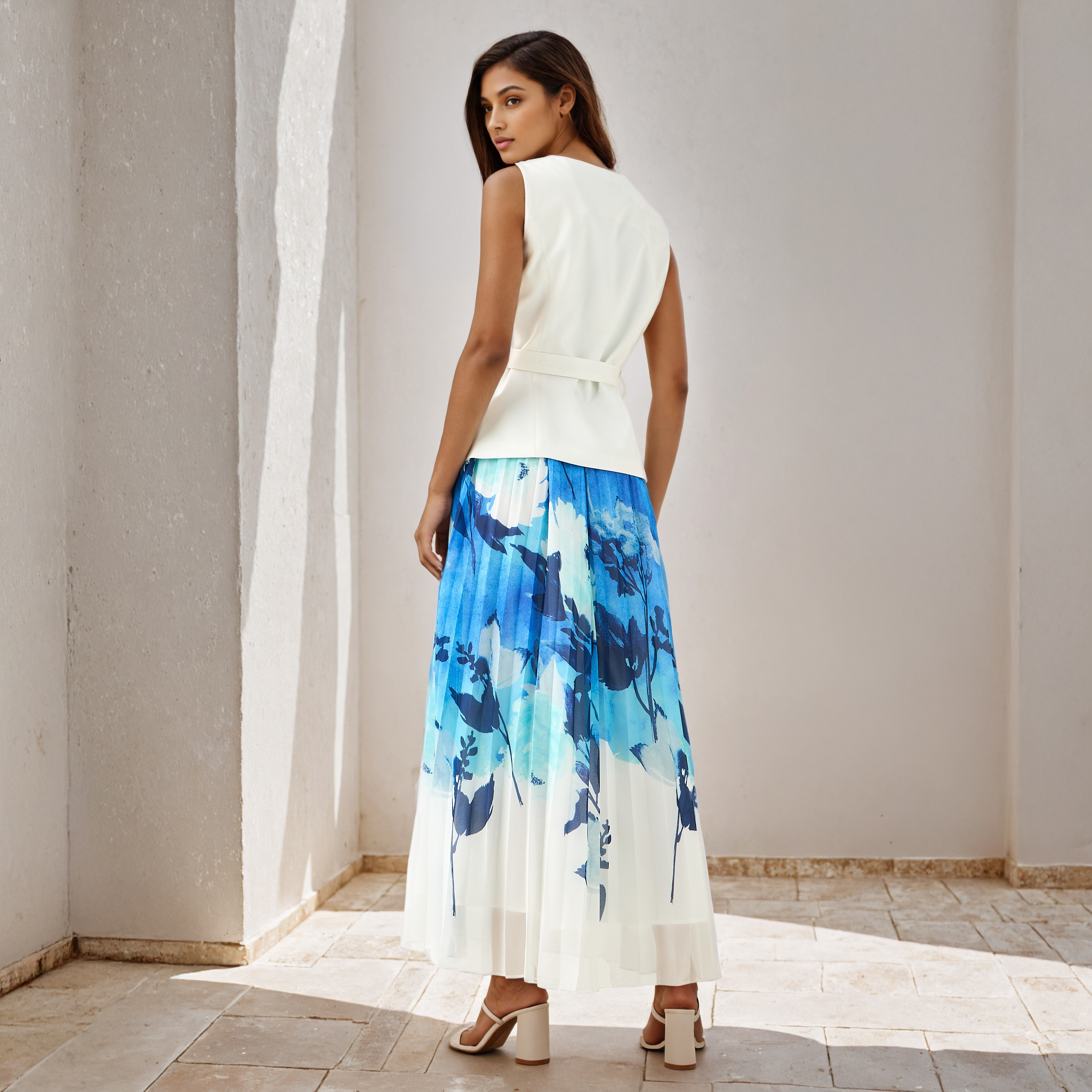 فستان دون أكمام بطبعات وحزام من أيكونيك-women-clothing-dresses-image-3