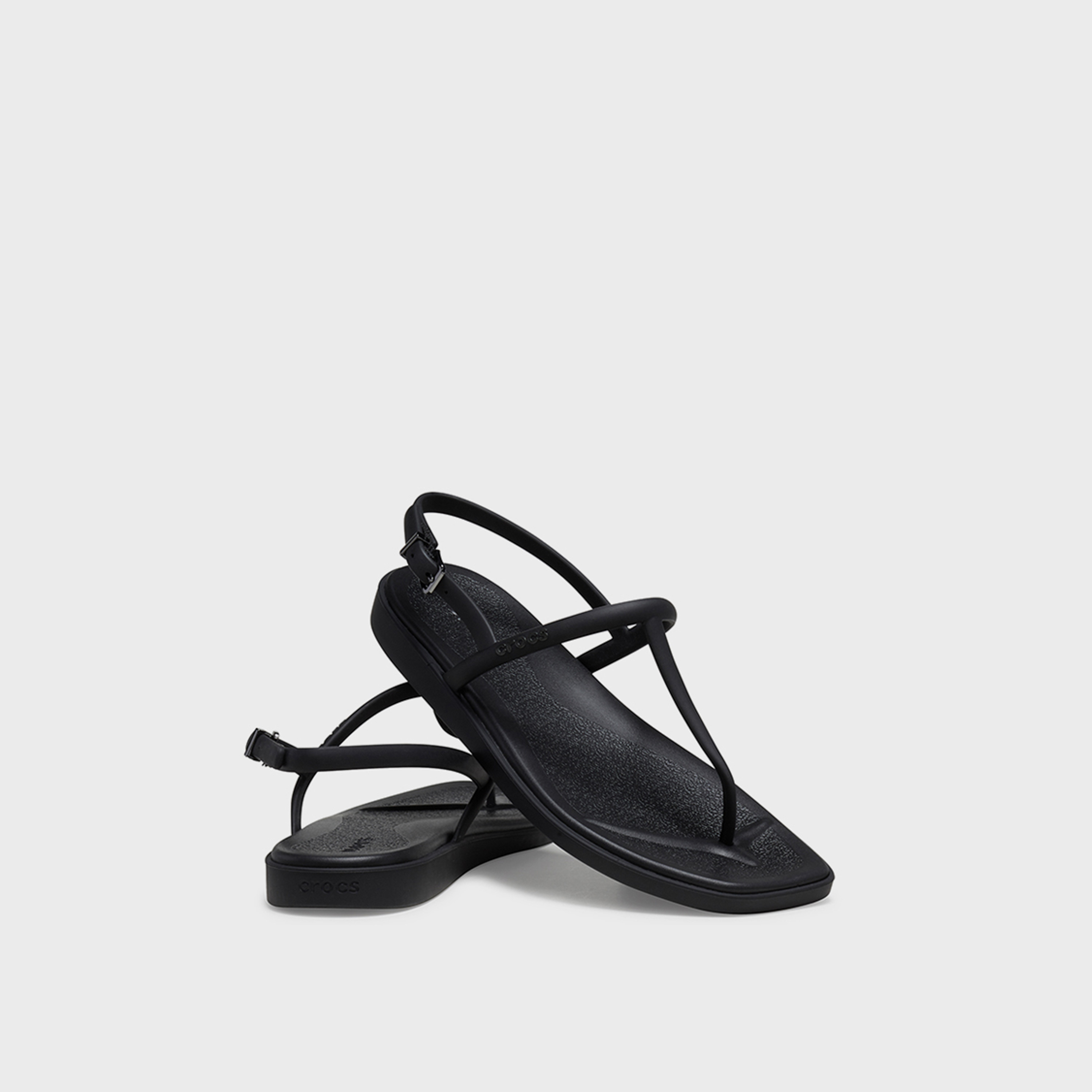 كروكس- شبشب نسائي ميامي ثونغ بكعب عالٍ | 209793-001-women-shoes-flipflopsandslides-image-1