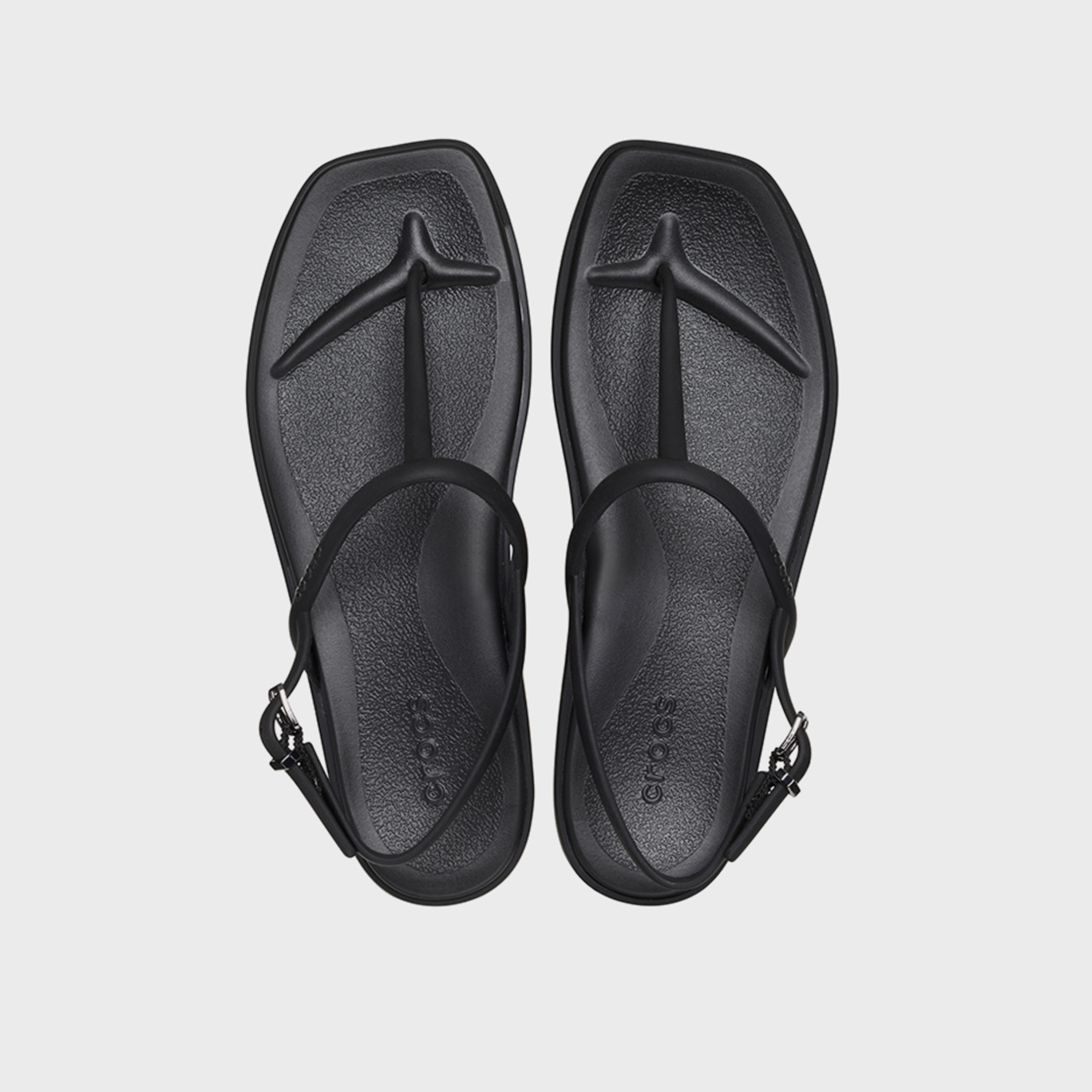 كروكس- شبشب نسائي ميامي ثونغ بكعب عالٍ | 209793-001-women-shoes-flipflopsandslides-image-2