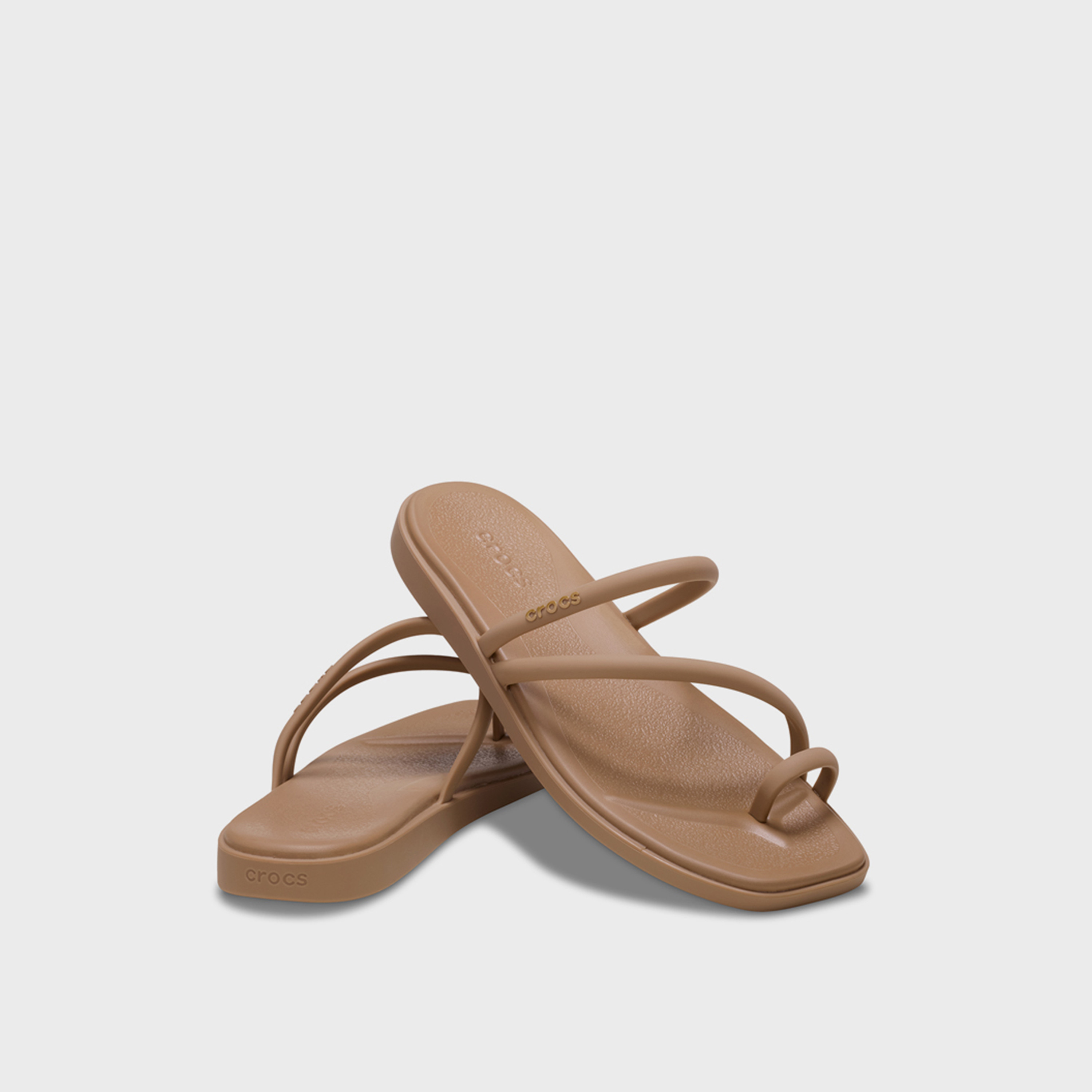 كروكس- صندل ميامي سهل الارتداء بحلقة أصابع للنساء | 209862-2JJ-girls-shoes-sandals-image-1