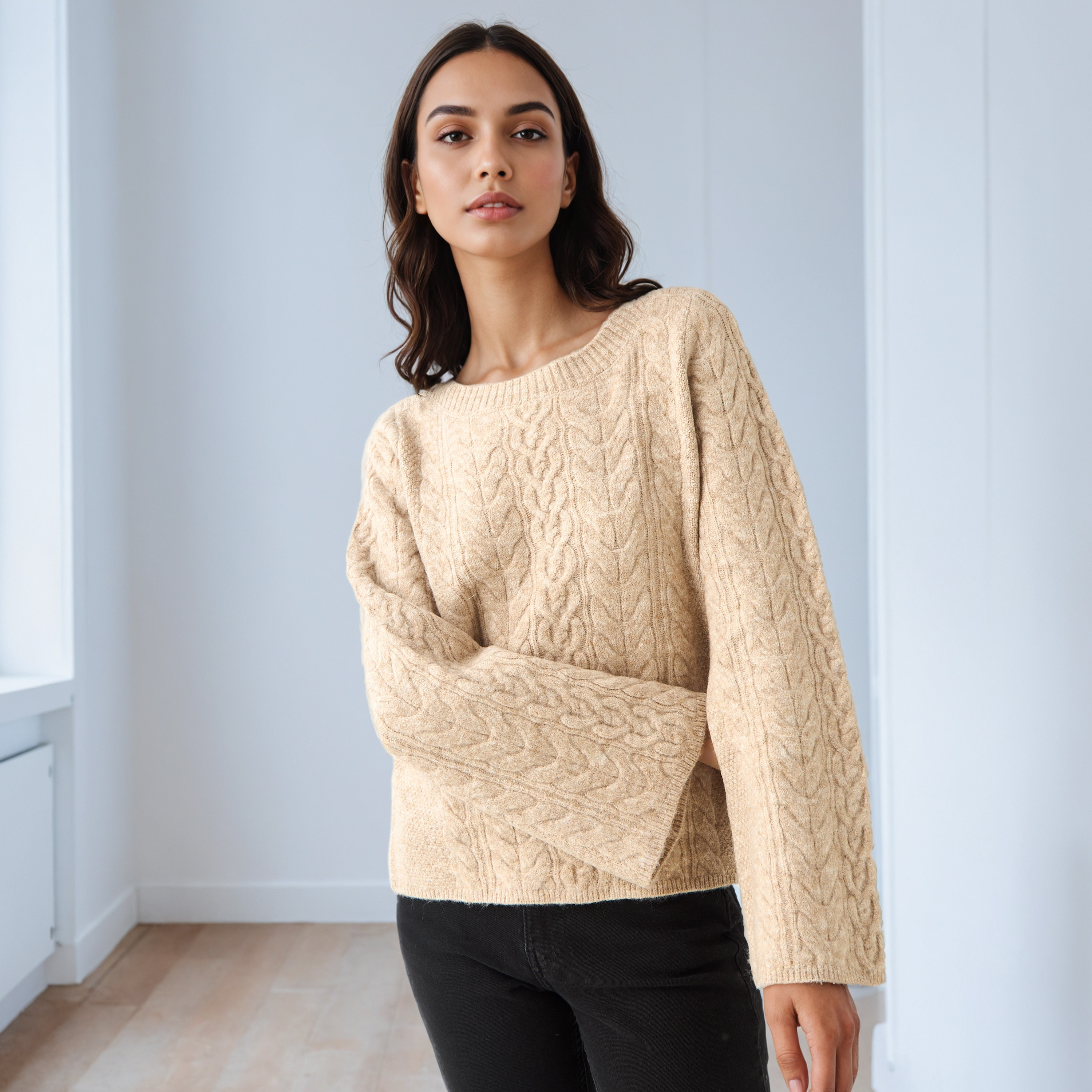 كنزة بياقة ضيقة وقصة عادية وحياكة كابل من آيكونيك-women-clothing-cardigansandjumpers-jumpers-image-5