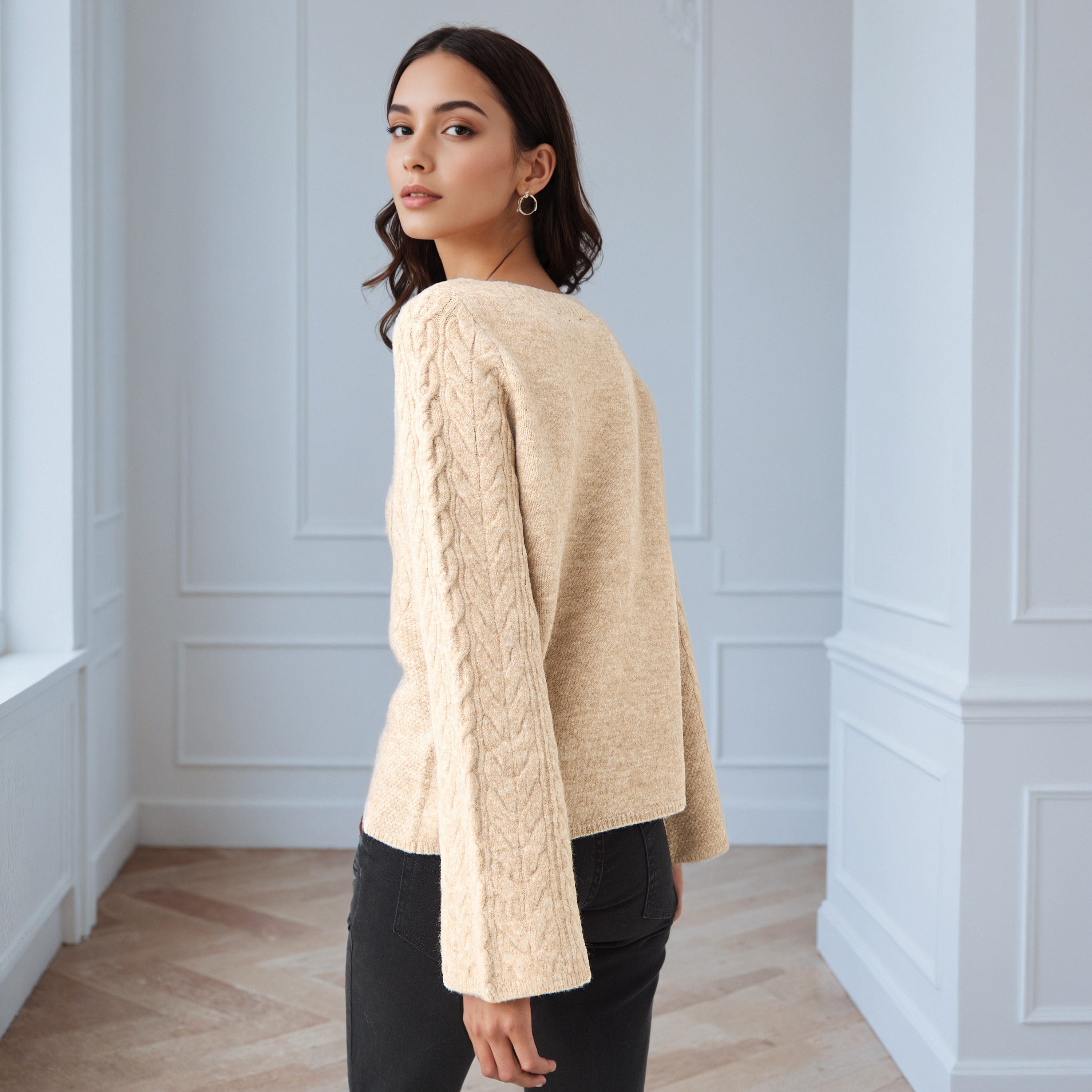 كنزة بياقة ضيقة وقصة عادية وحياكة كابل من آيكونيك-women-clothing-cardigansandjumpers-jumpers-image-3