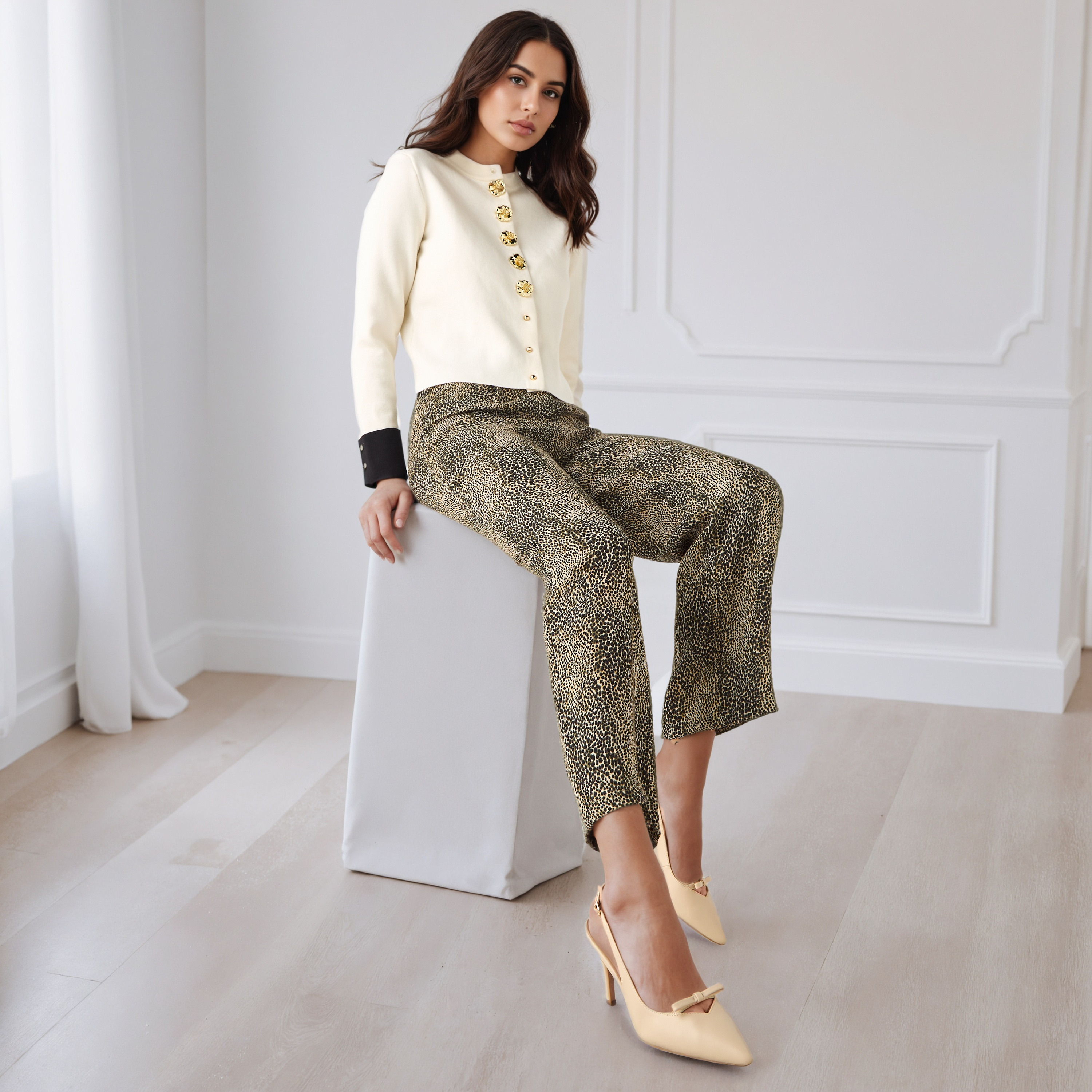 Iconic Floral Button Cardigan-women-winterwear-cardigansandjumpers-cardigans-image-2