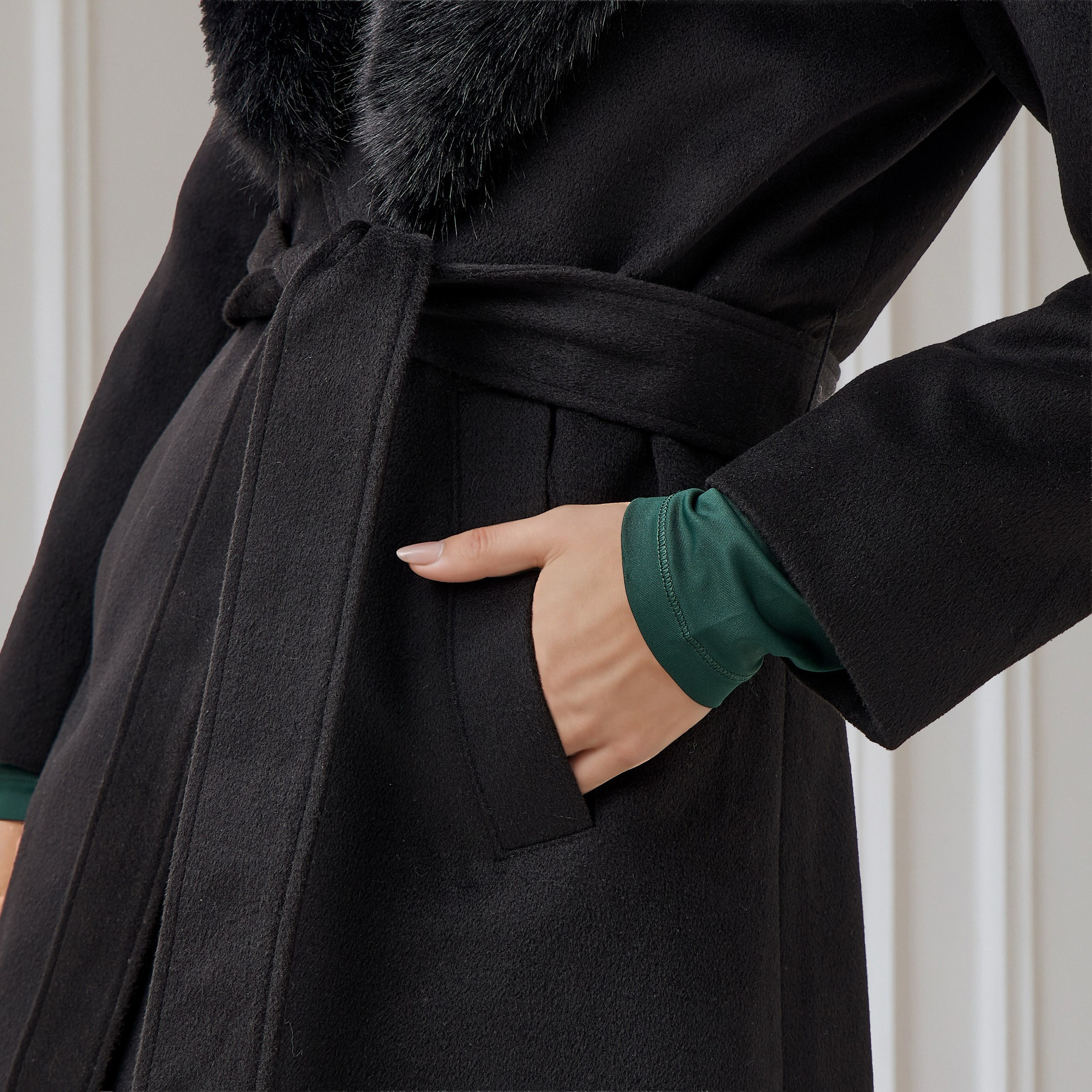معطف ترنش عادي بياقة فرو صناعي قابلة للإزالة من آيكونيك-women-clothing-coatsandjackets-coats-image-7