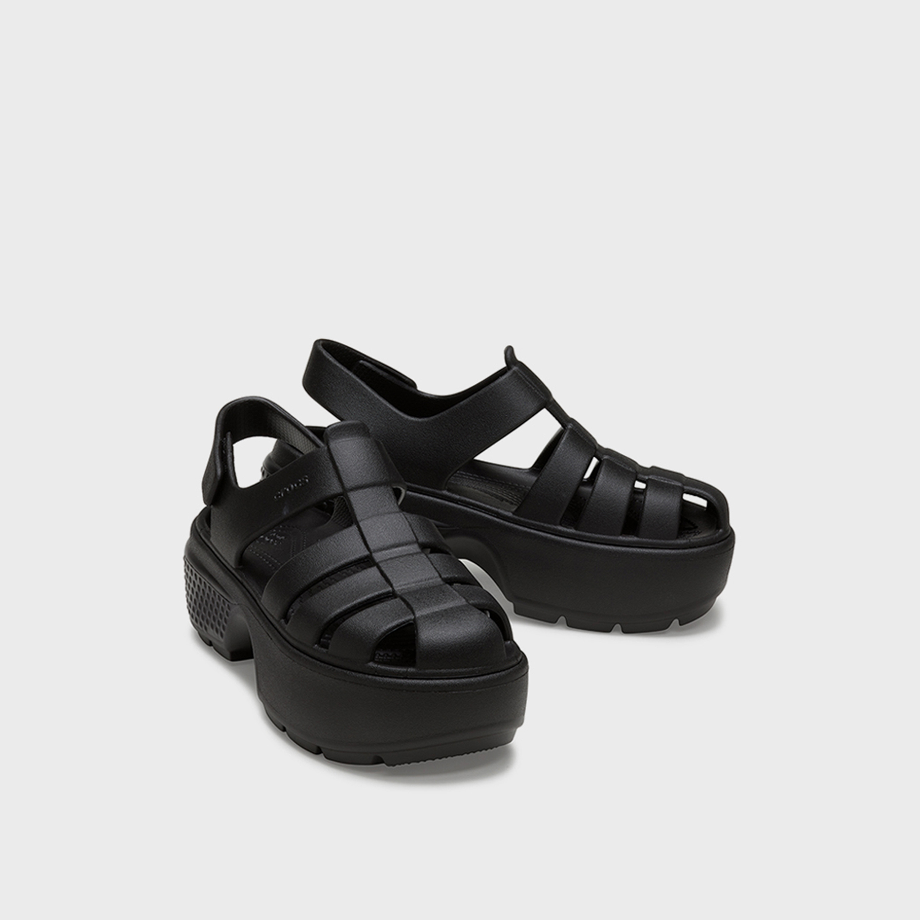 كروكس- صندل ستومب فيشرمان حزام متقاطع سهل الارتداء  | 209938-001-boys-shoes-sandals-image-1