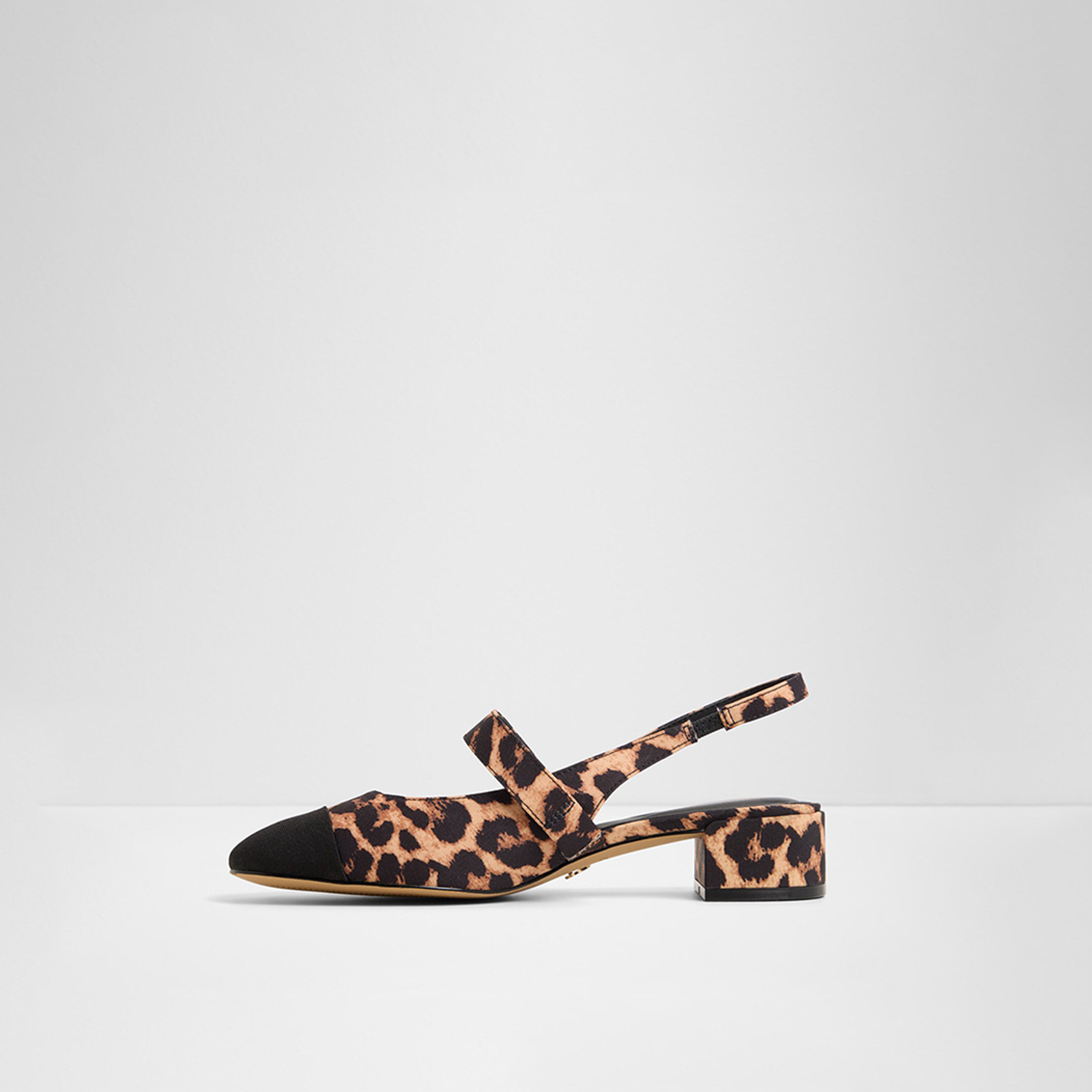 الدو - حذاء ماري جين للنساء بكعب عريض وحزام بإبزيم | 20AGATHE-women-shoes-sandals-heeled-image-4