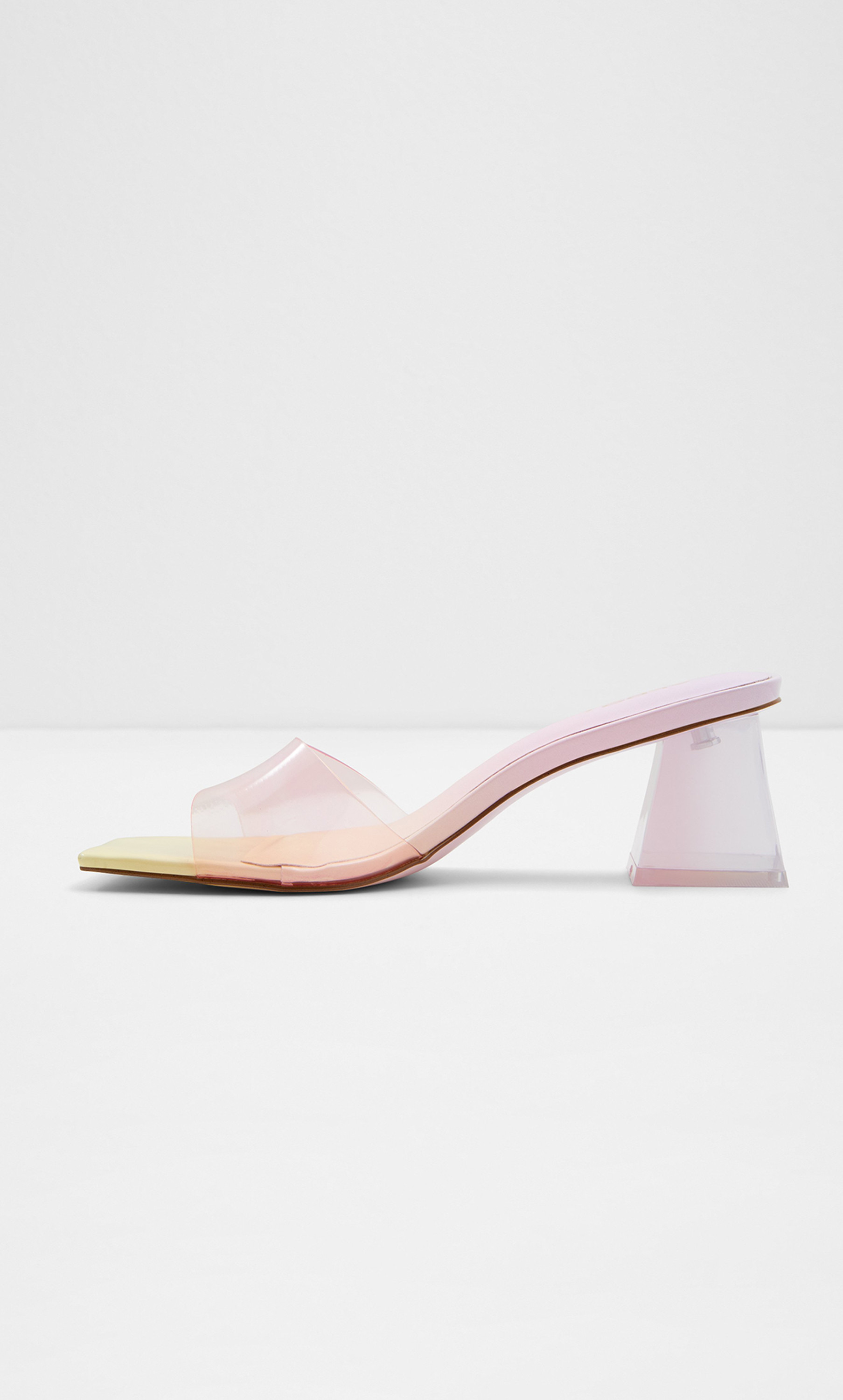 حذاء ذو كازابلانكا من ألدو بكعب عريض مع مفتوح بمقدمة مربعة-women-shoes-heels-image-7